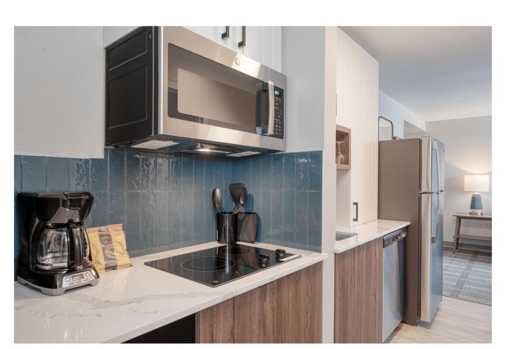 One-Bedroom Suite