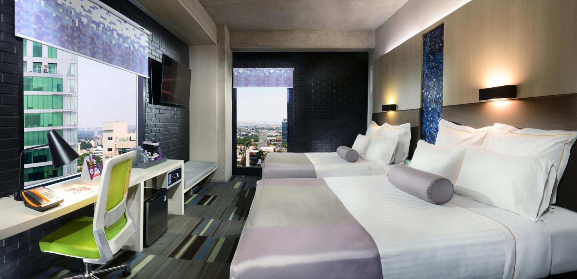 Savvy, Guest Room, 1 King
