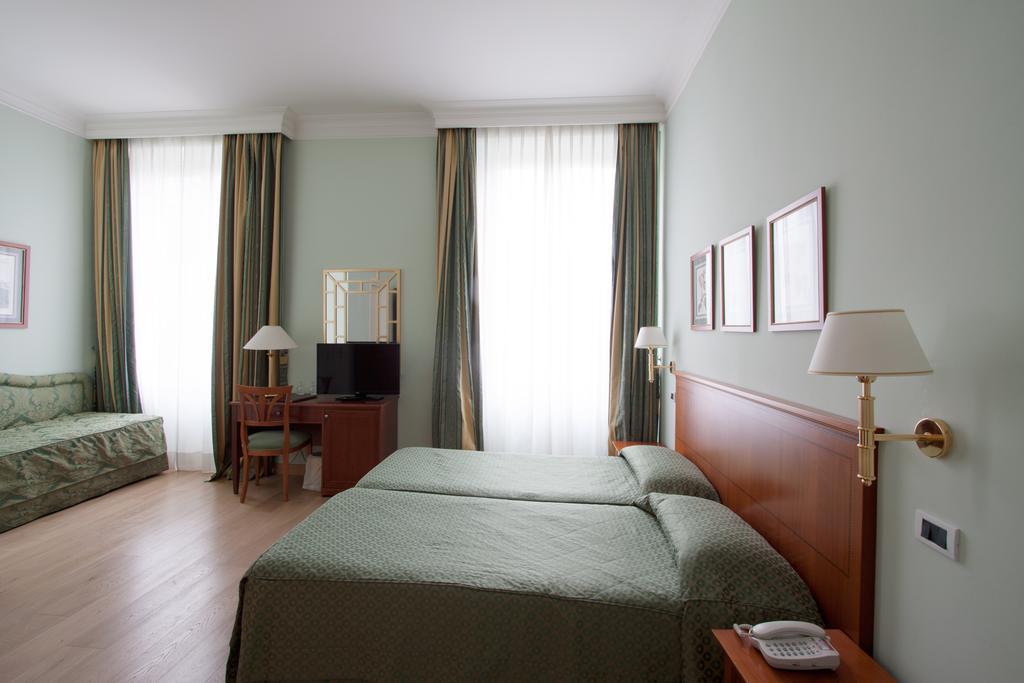 Twin Room,1209490951:JPEG