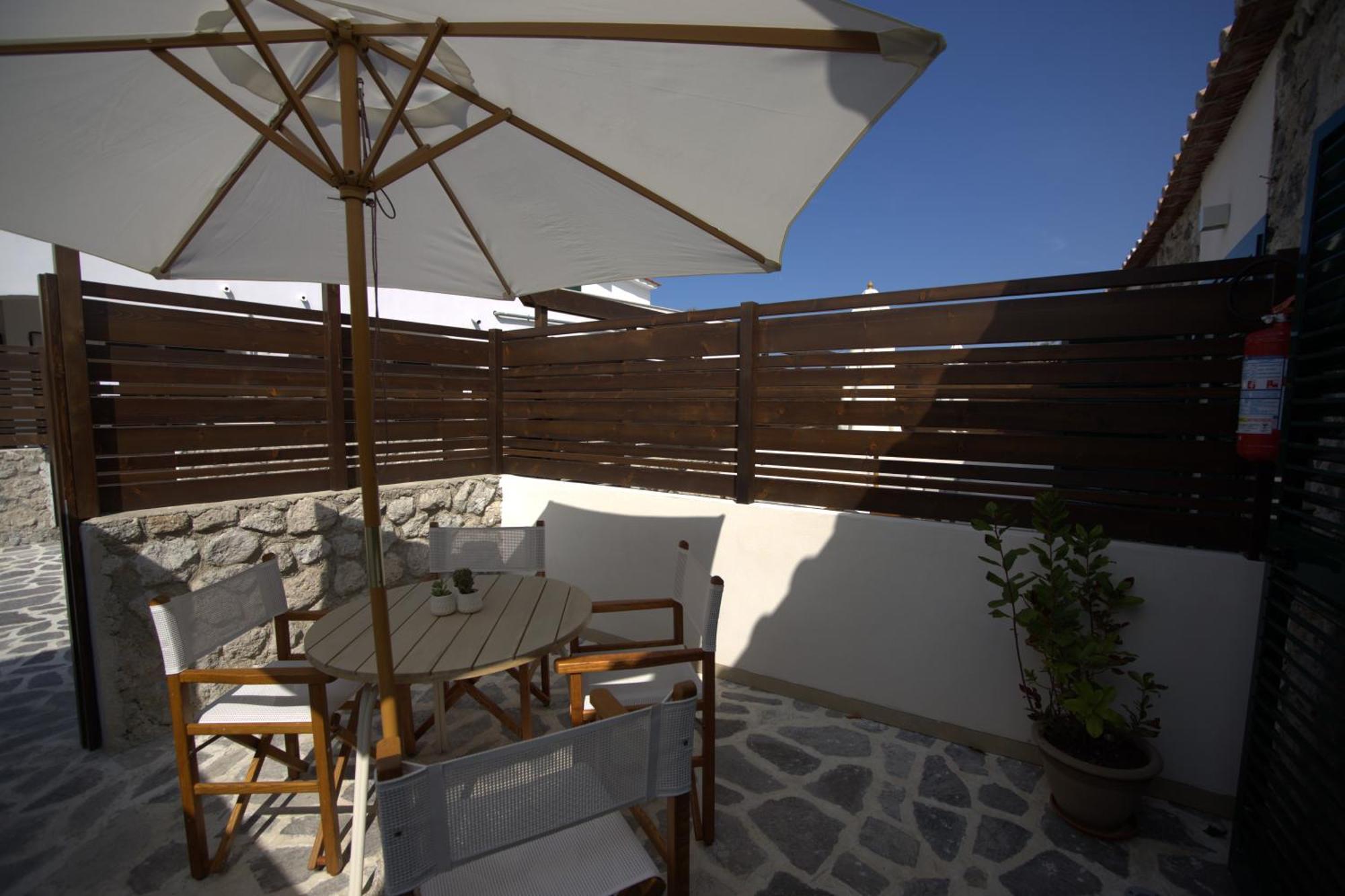 Comfort Room Patio