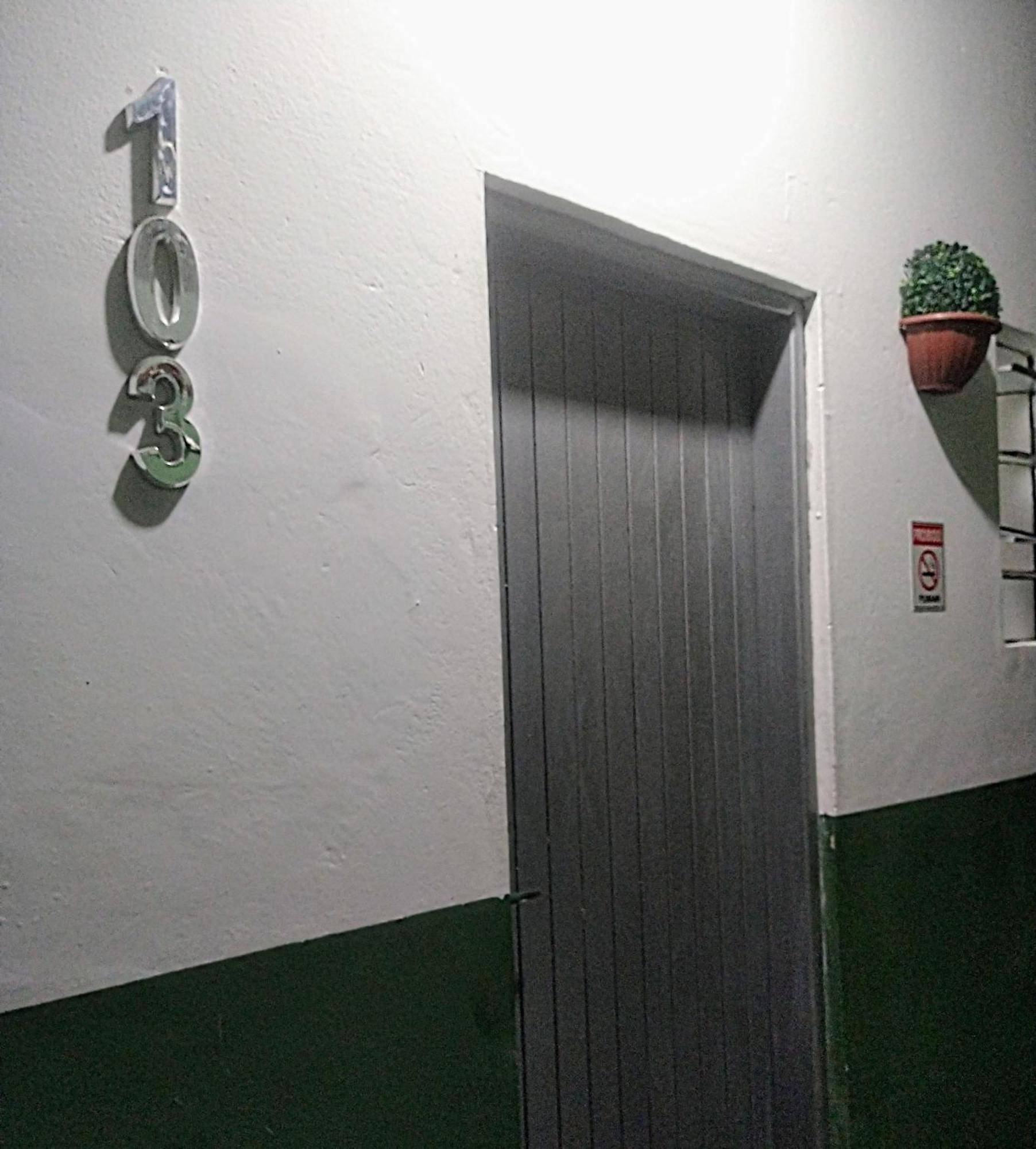 One-Bedroom Suite,1525381039:JPEG