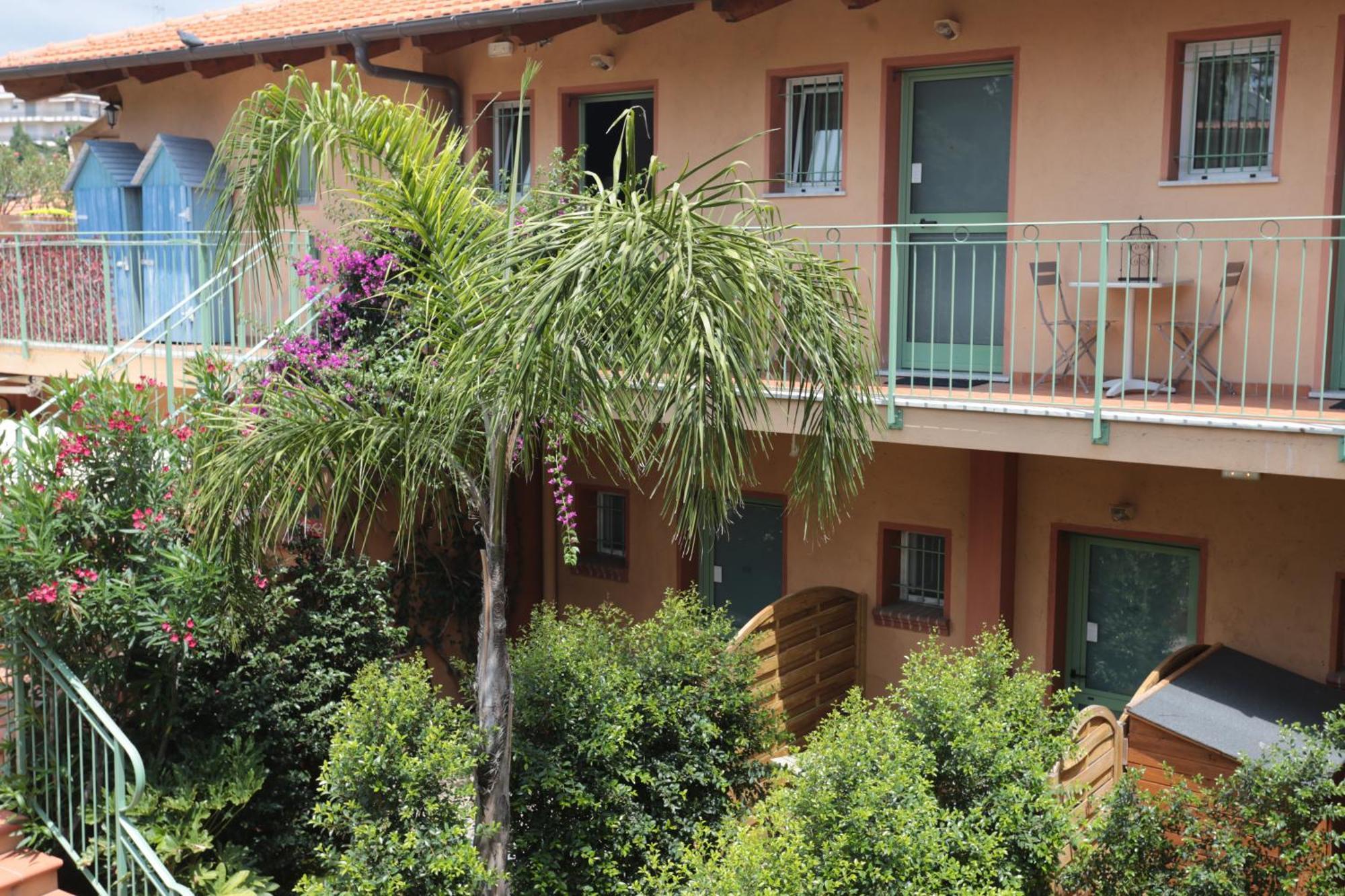 Standard Double or Twin Room Garden Side