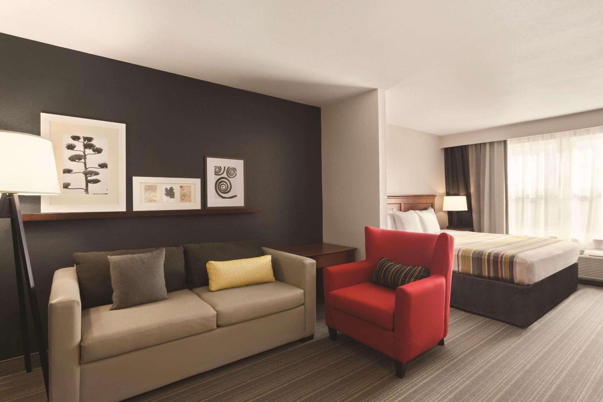 King Suite Disability Access or Non-Smoking