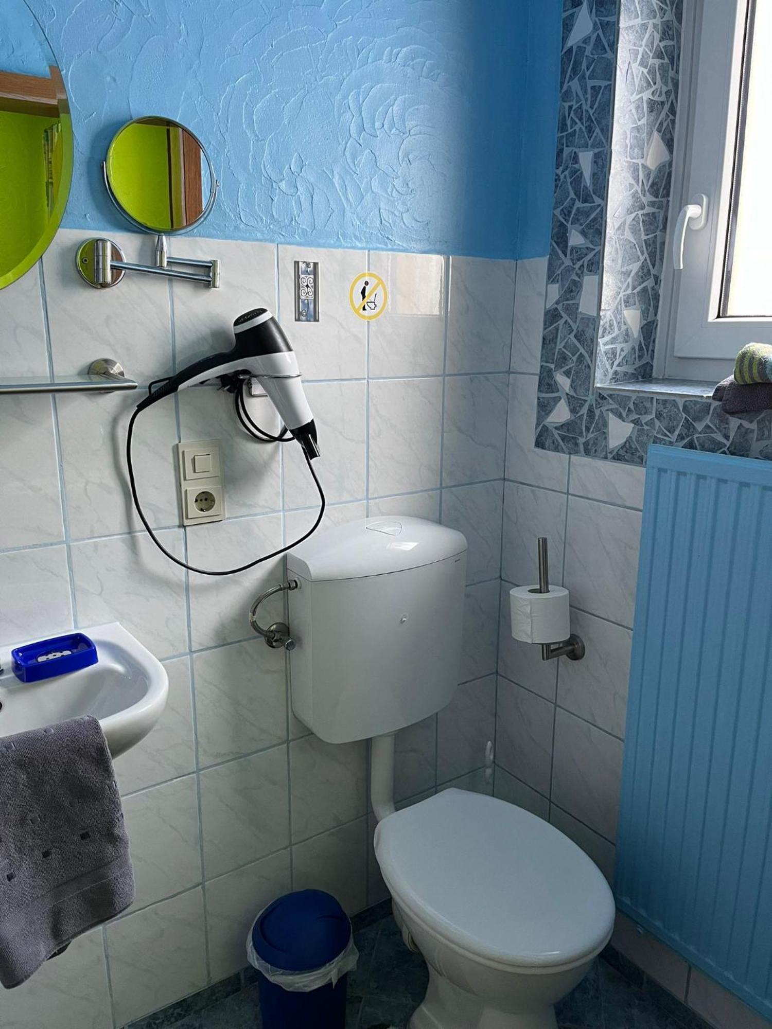 Einzelzimmer mit Bad