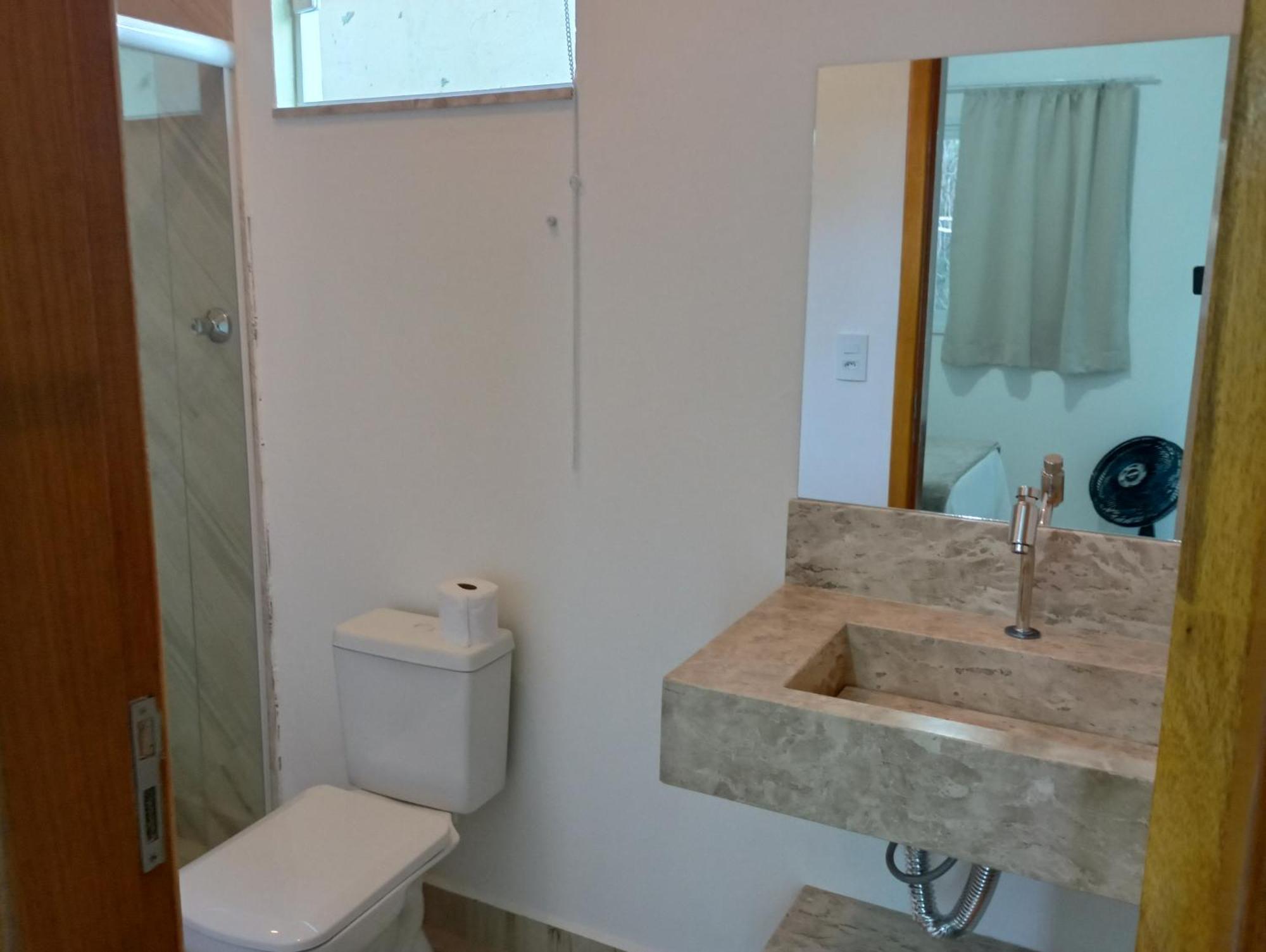 Comfort Triple Room Shower
