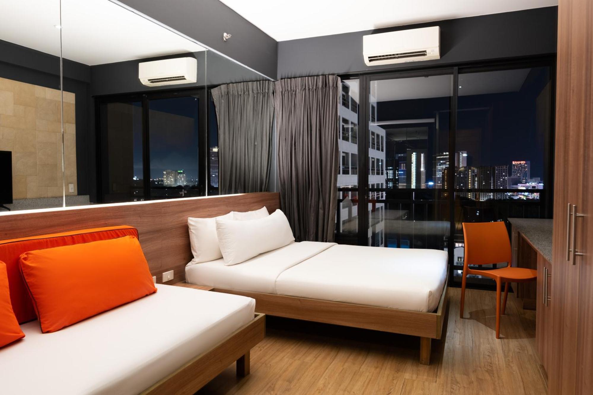 Queen Room