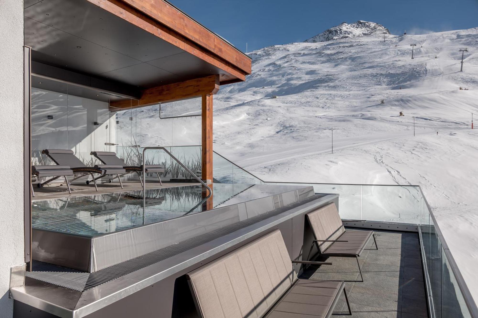 Double Room Mountain View