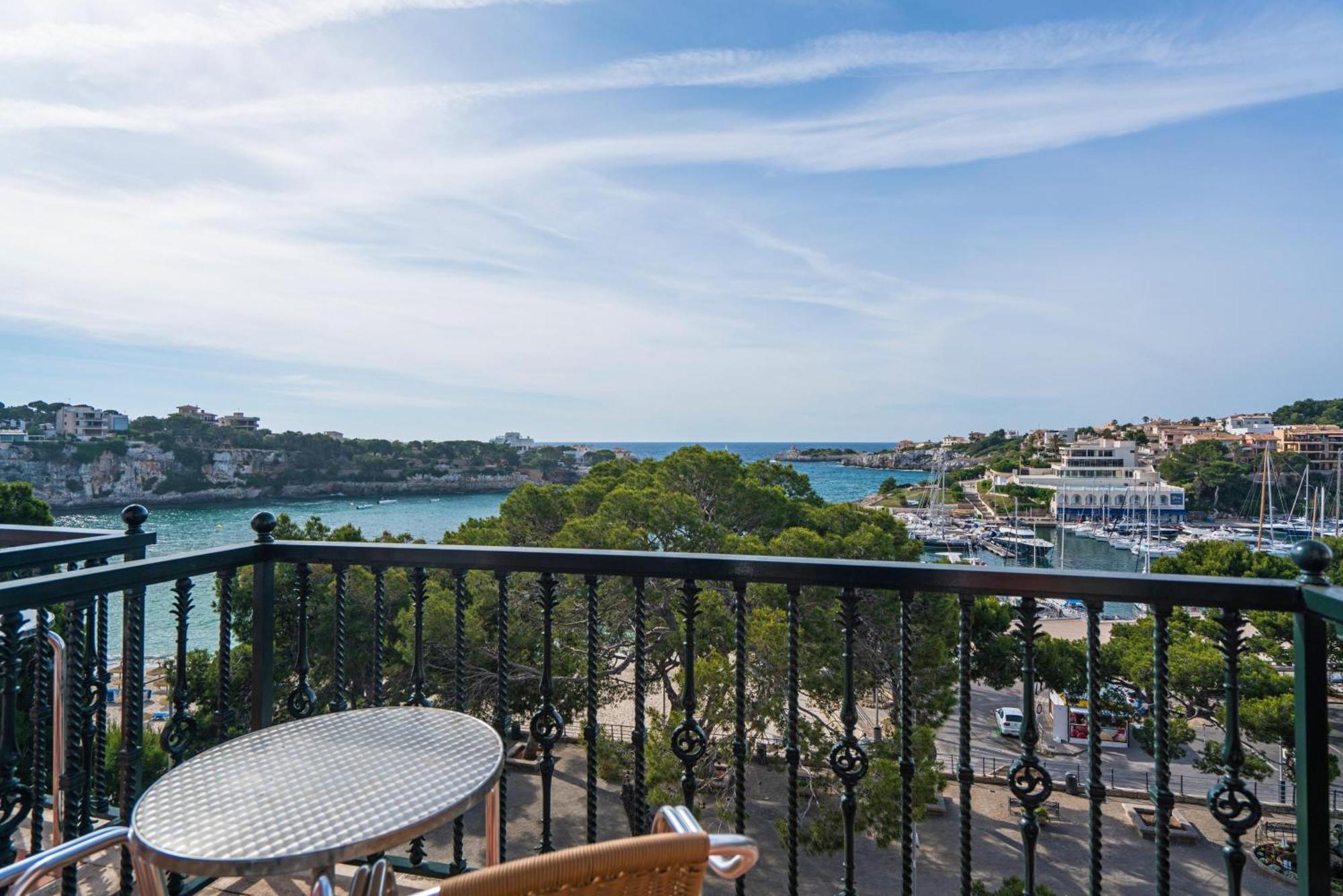 Twin Room Sea View