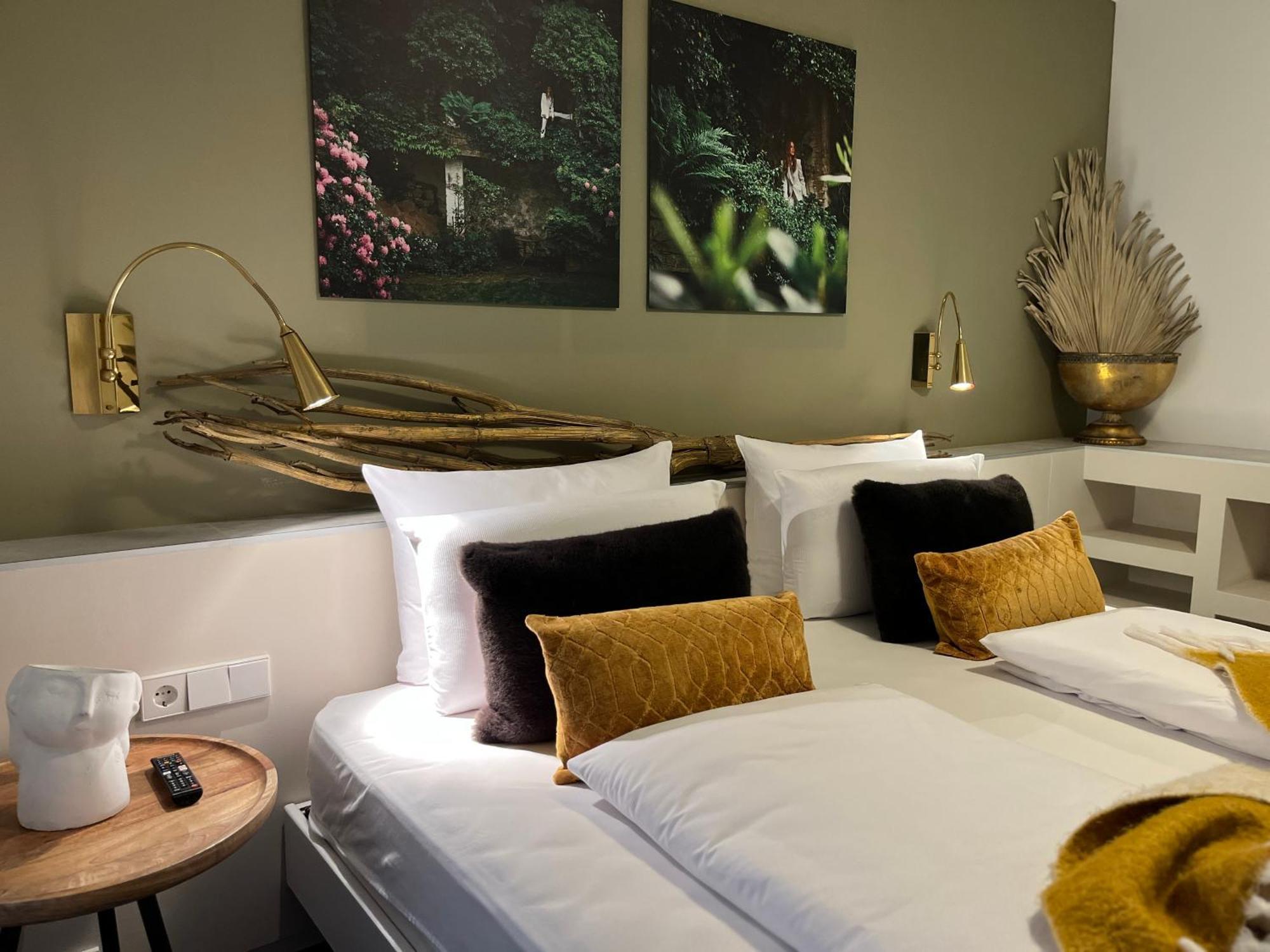 Suite 21 Parkside