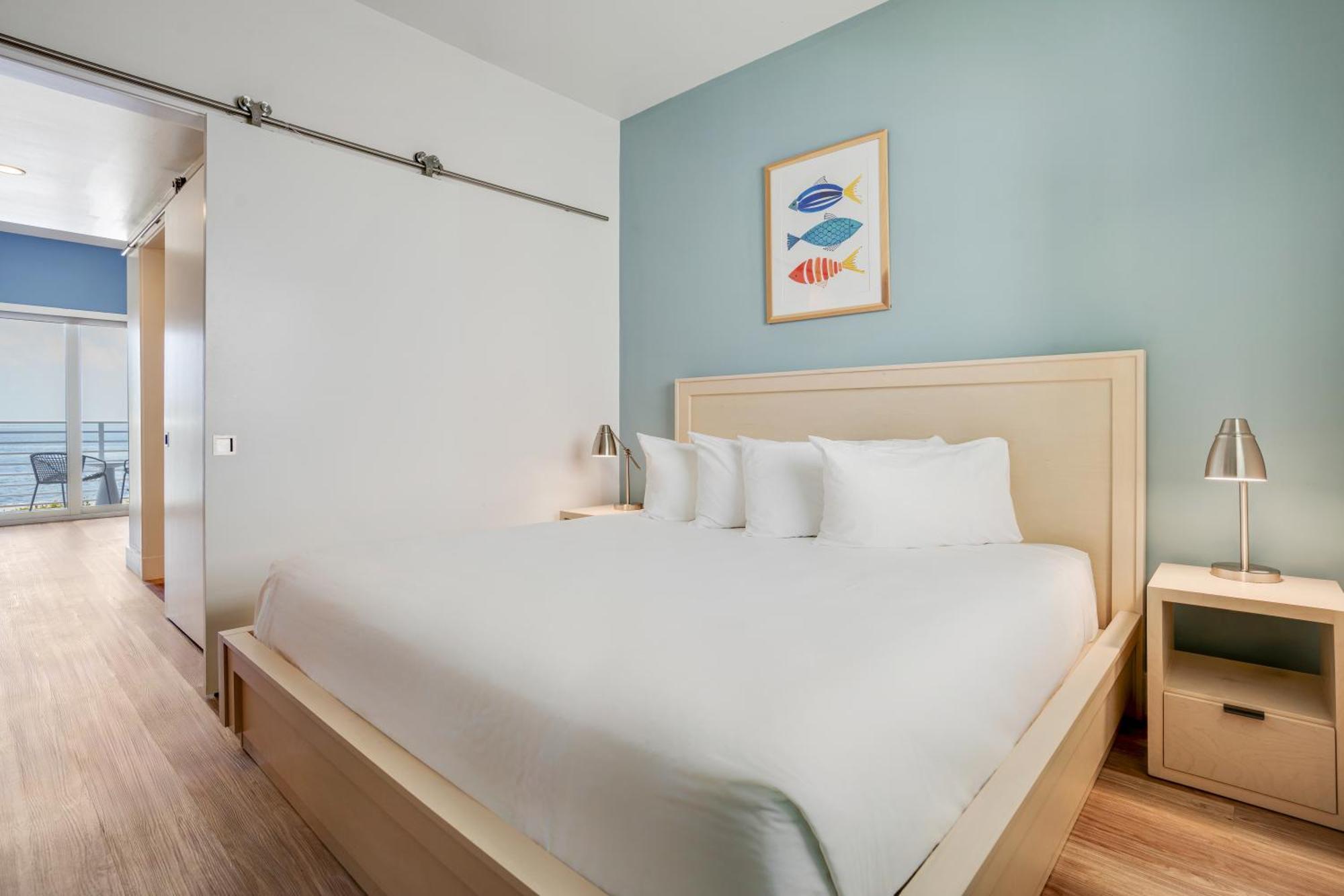 Oceanfront King Suite