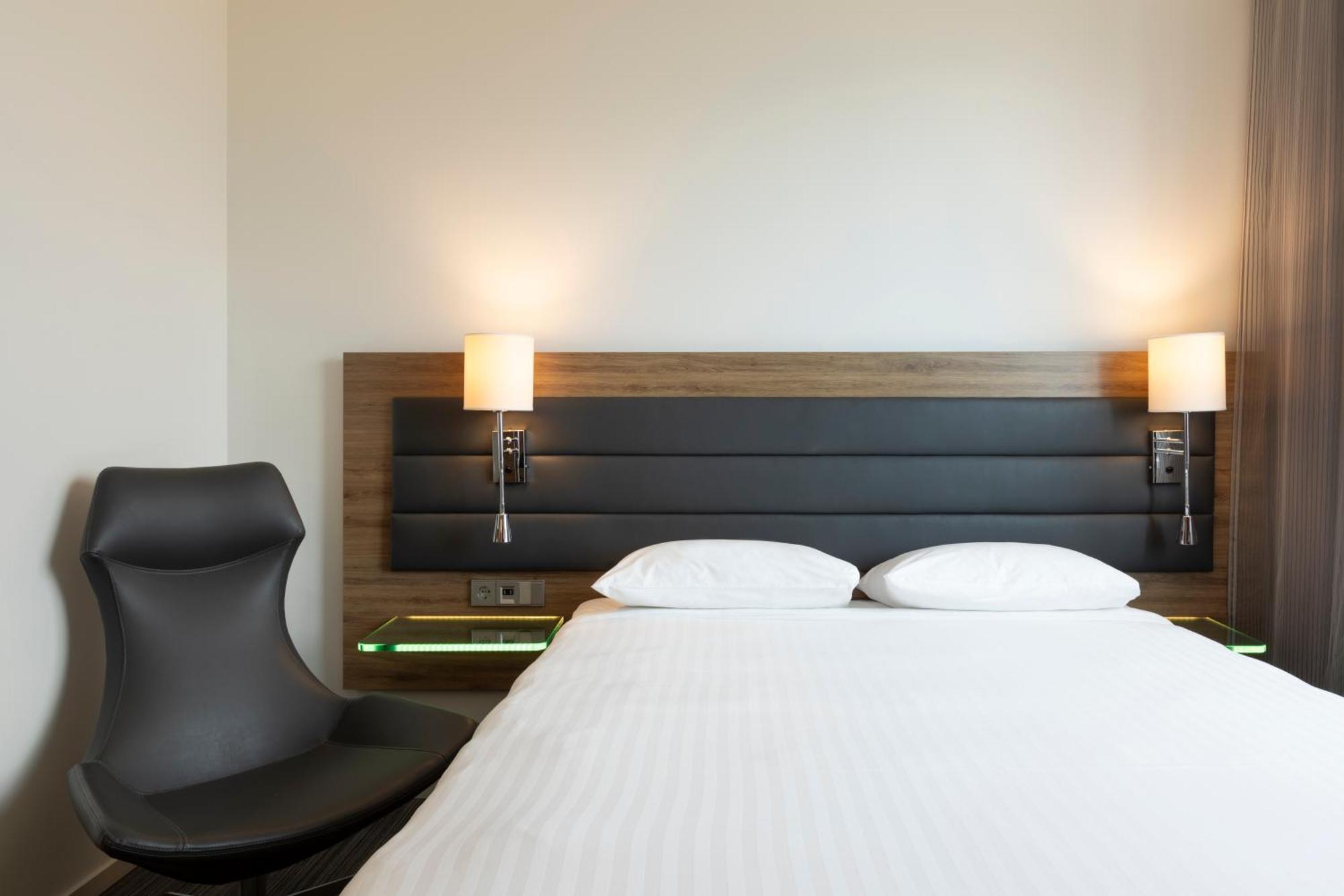 Moxy Kamer met Queensize Bed
