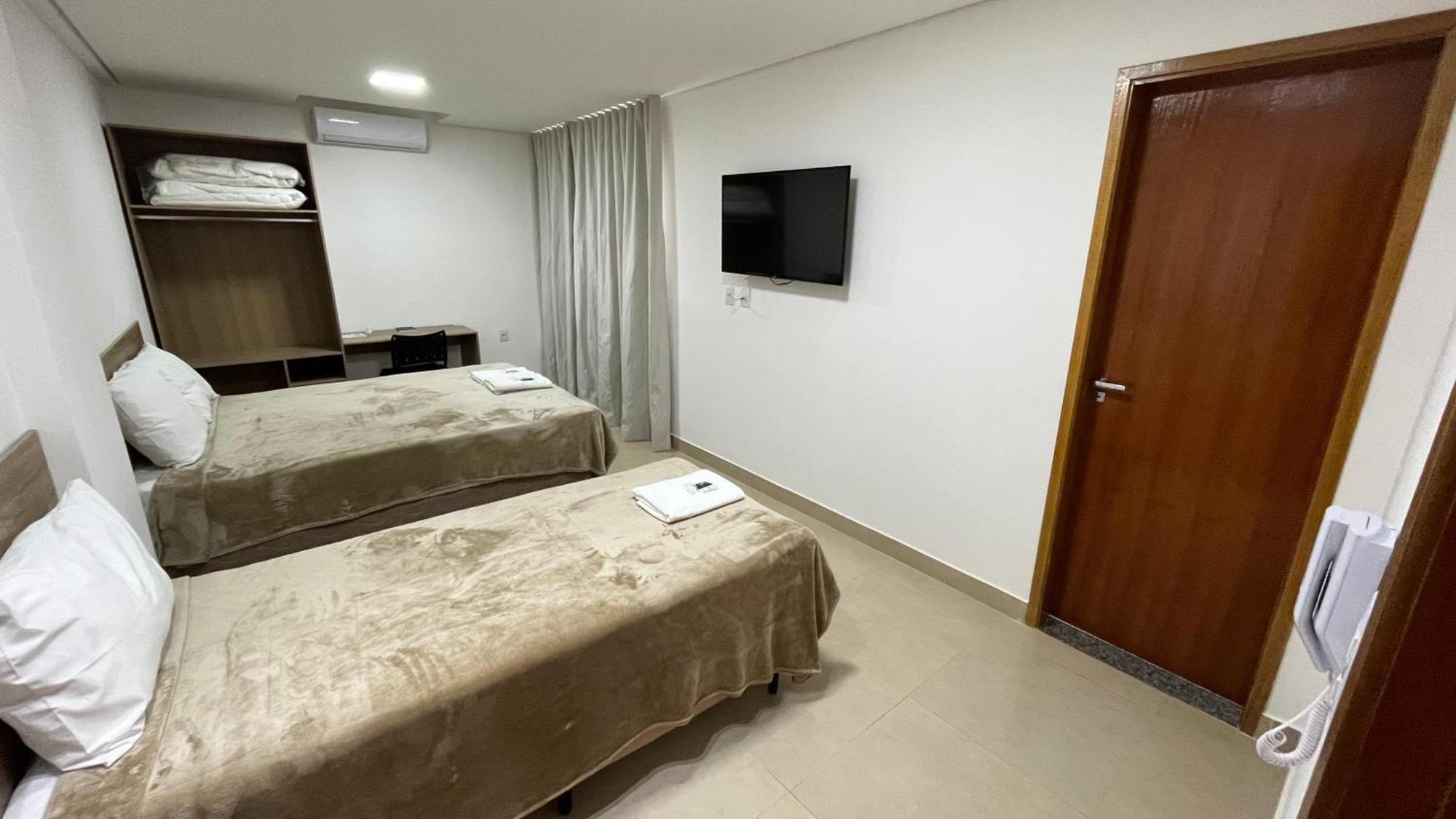 Quarto Triplo Standard