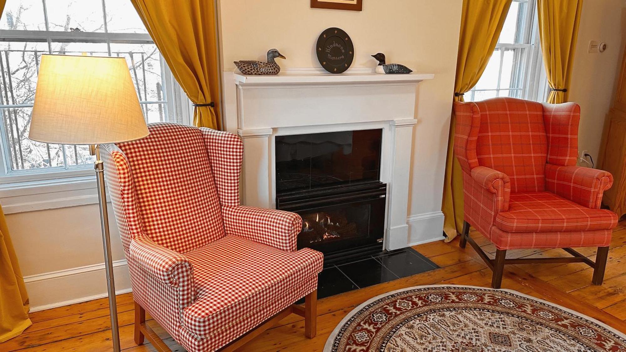 Superior King Room Twin