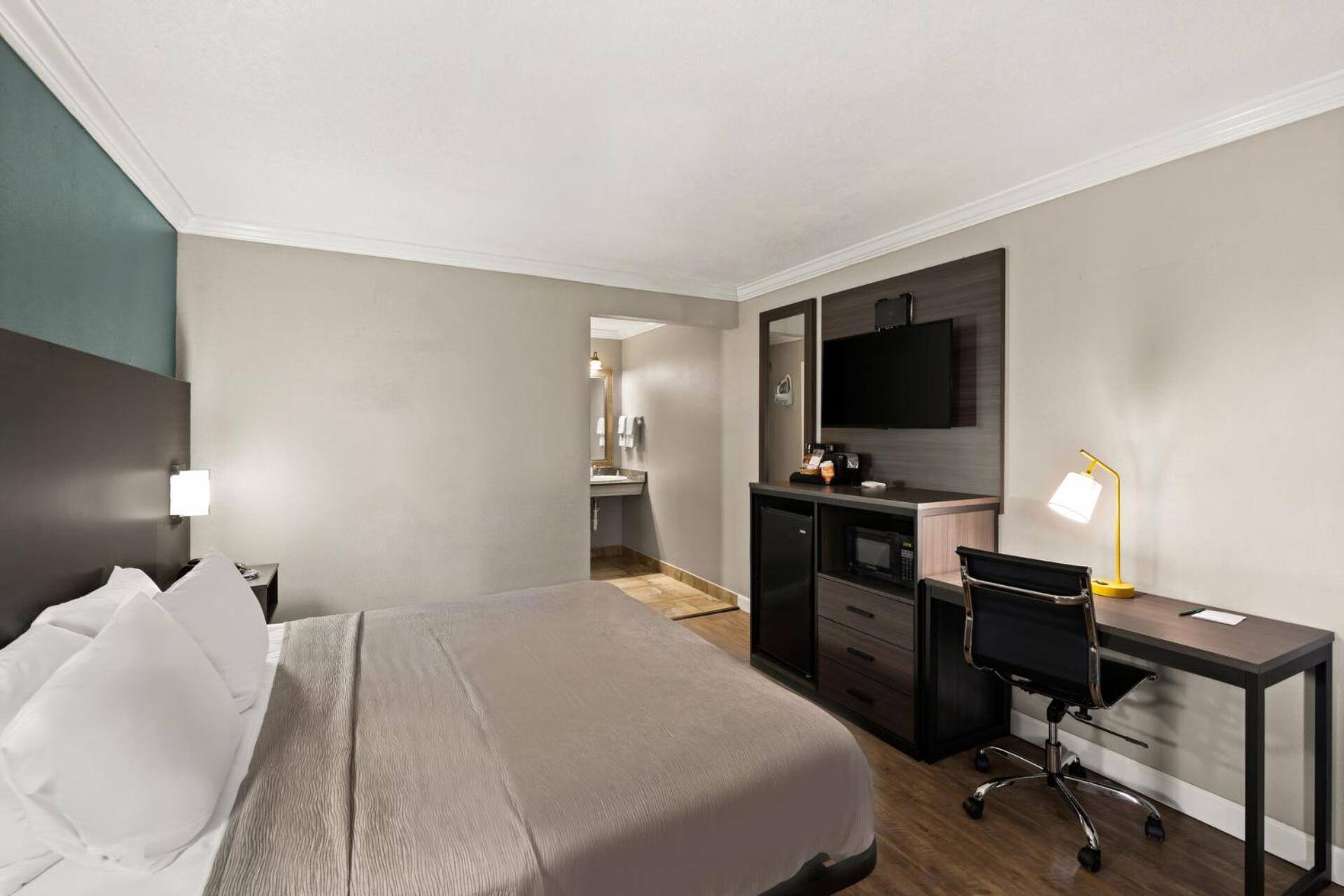 King Room Disability Access or Non Smoking