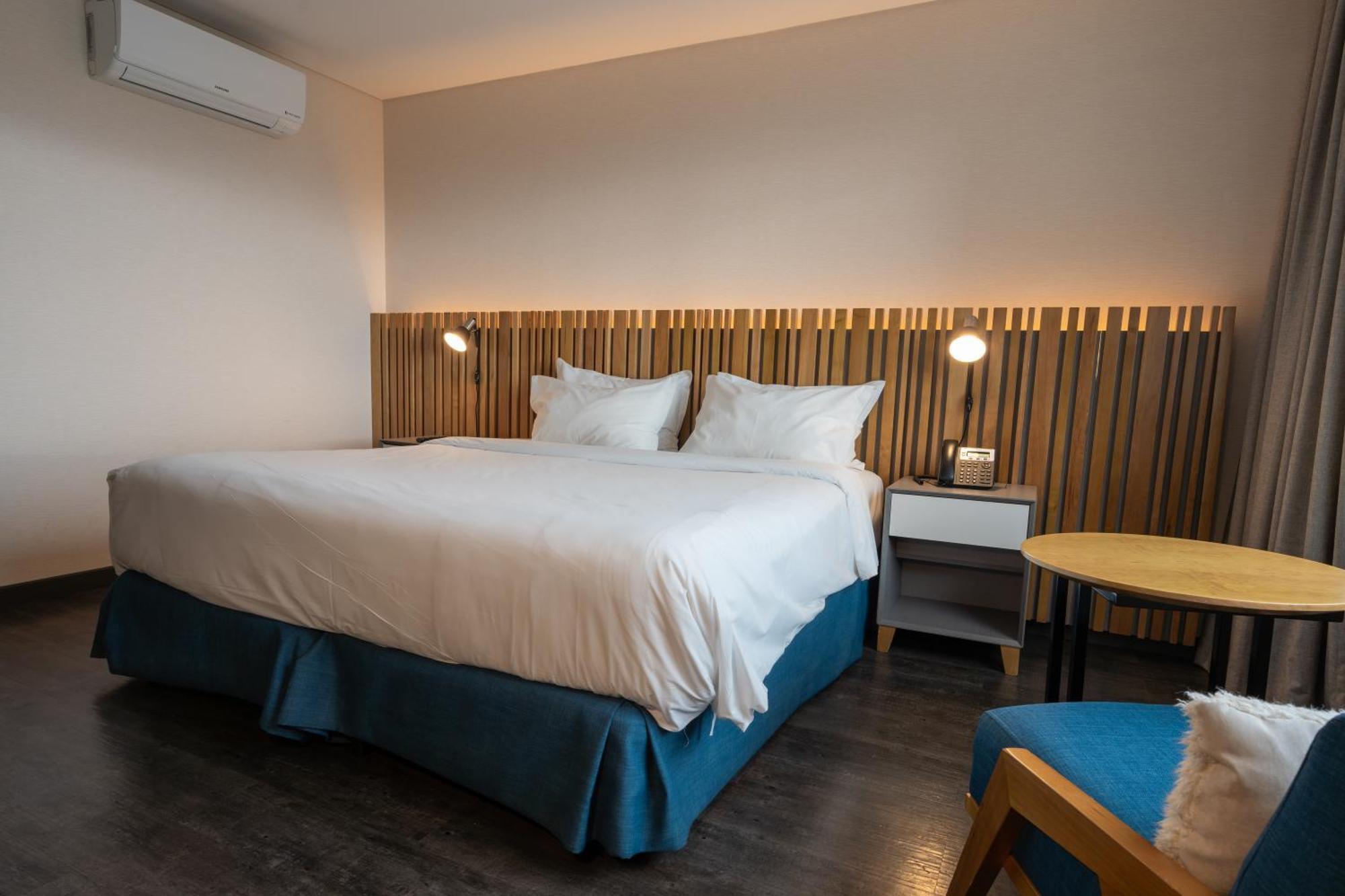 King Room Lake View