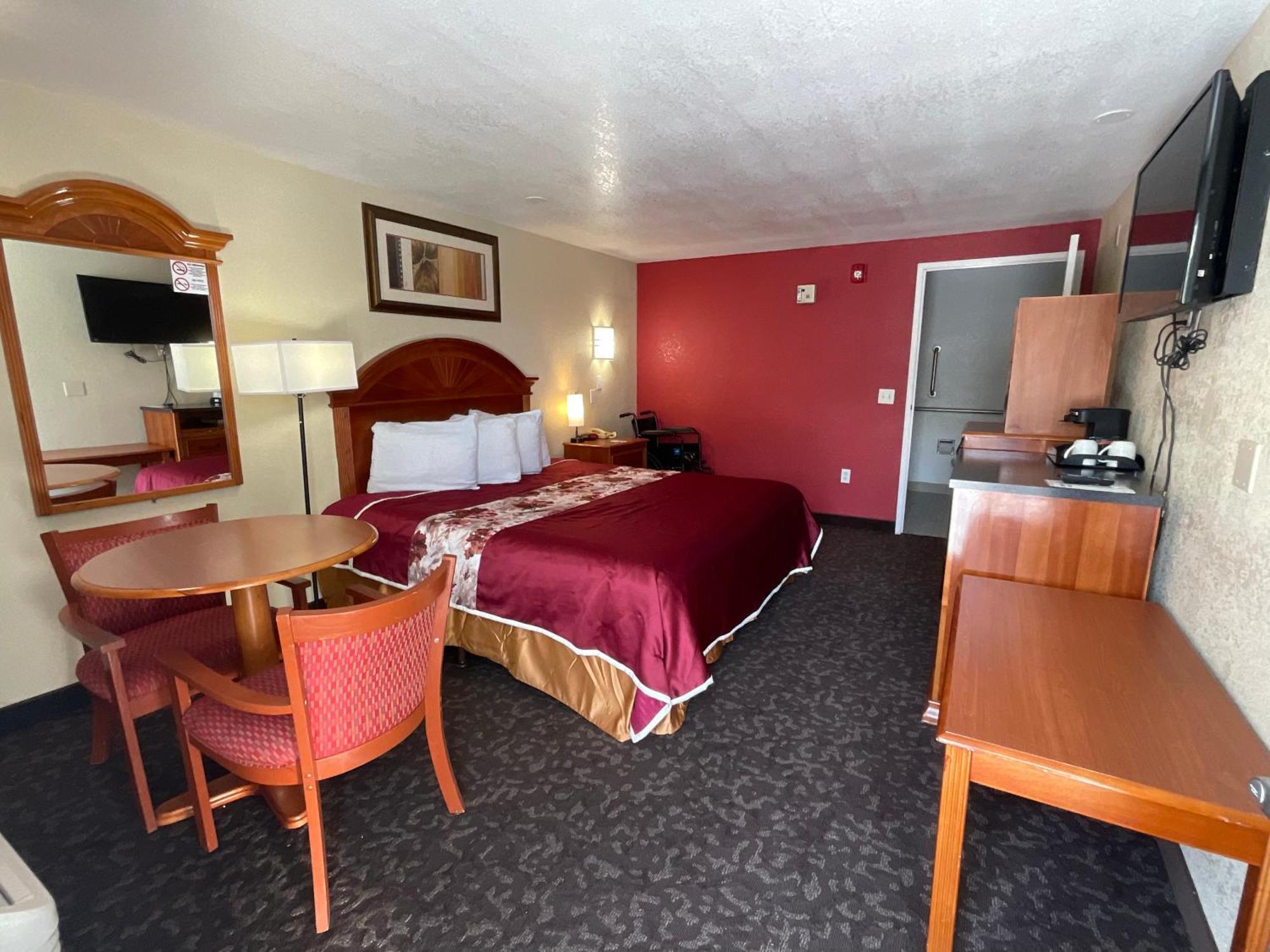 King Room Disability Access Non-Smoking