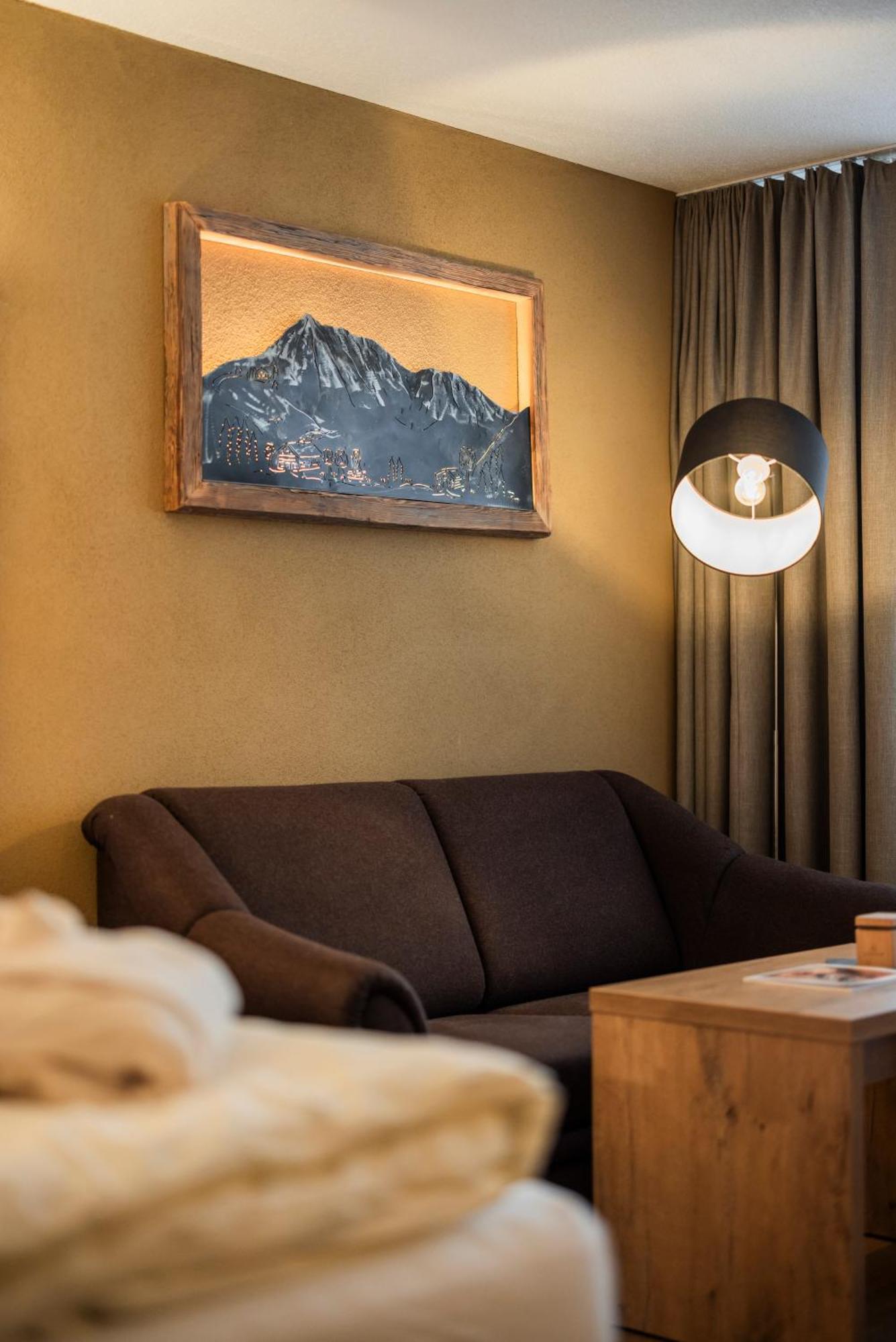 Superior Double or Twin Room Mountain View