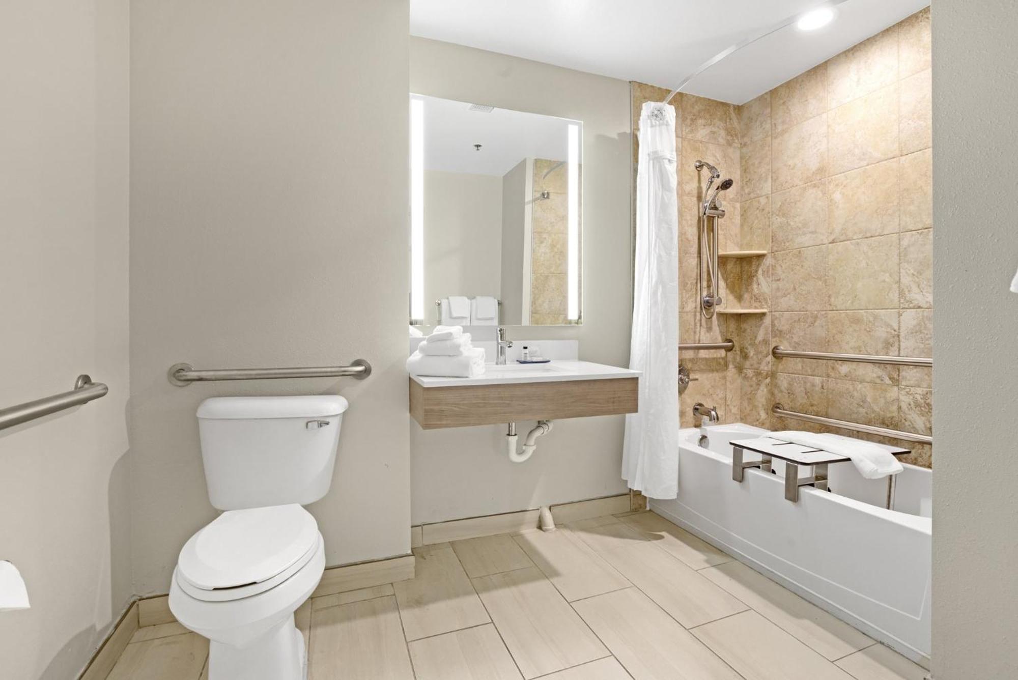King Room Mobility Access or Hearing Accessible