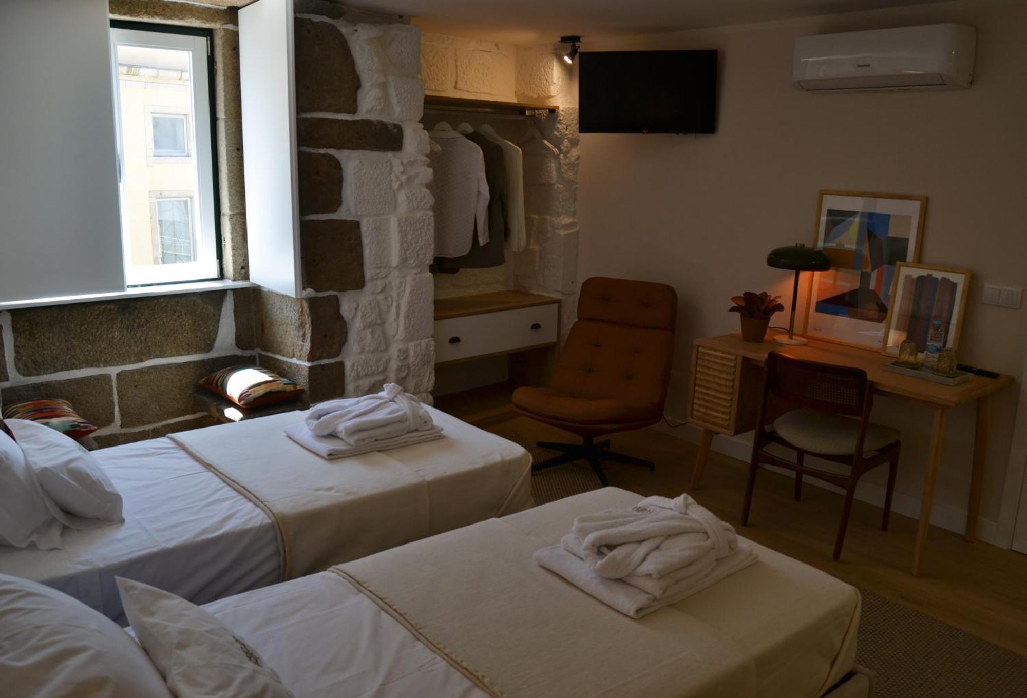 Deluxe Family Suite
