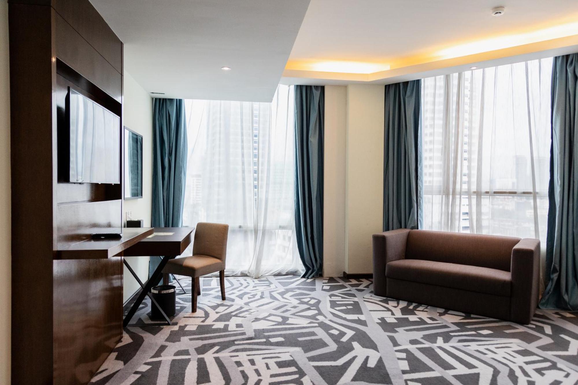 Executive Suite