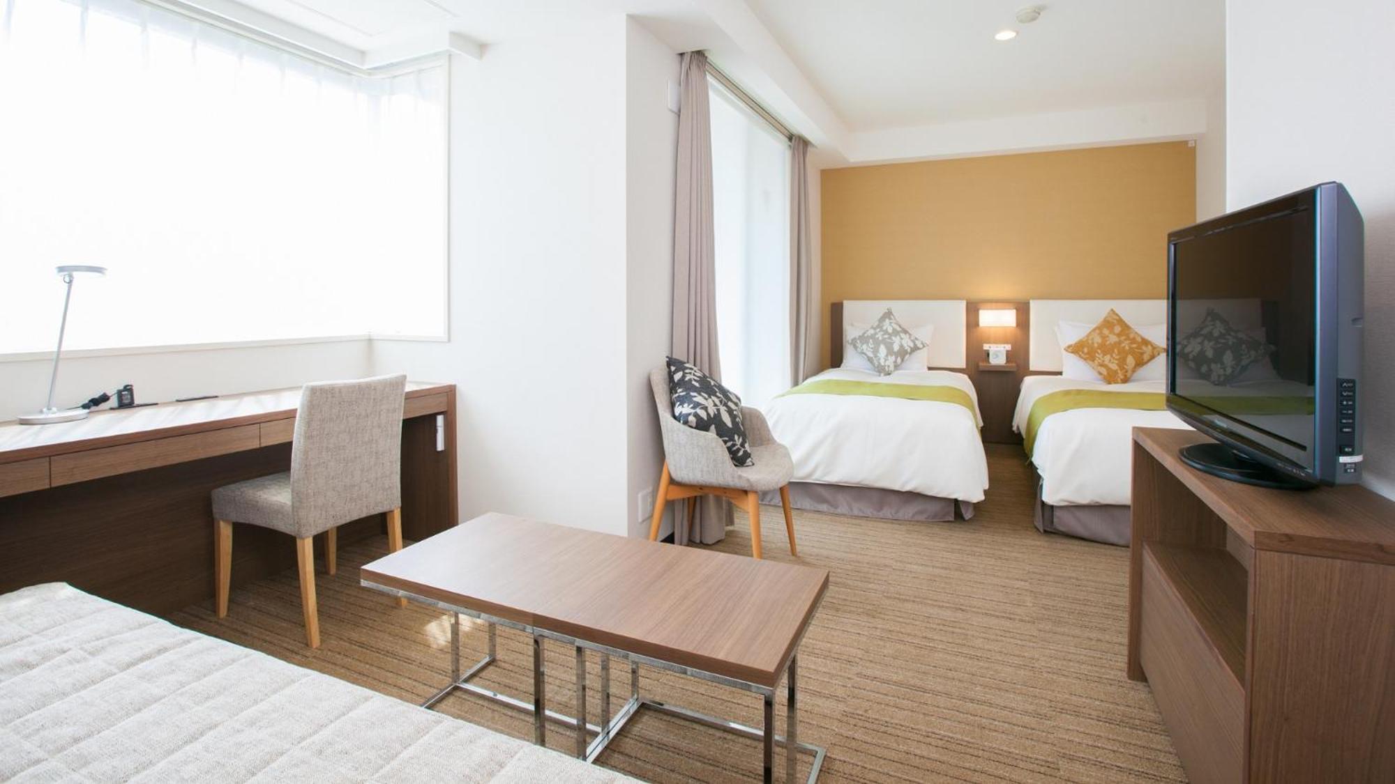Superior Twin Room 29 sqmWasher or Dryer & Kitchenette 1-2 Guests Non-Smoking