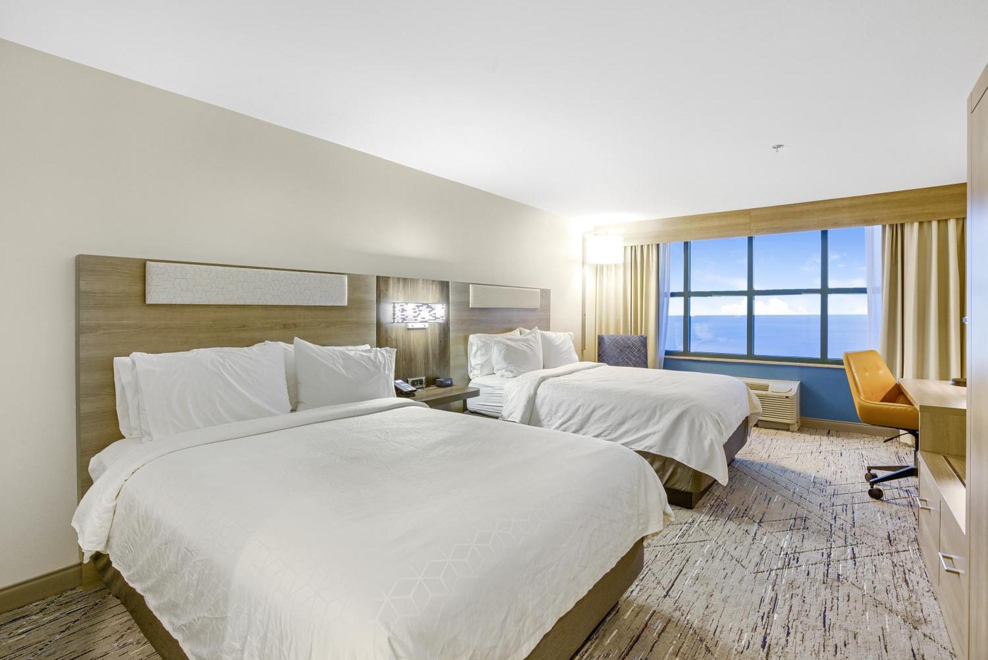 Standard Queen Room Two Queen Beds Ocean View