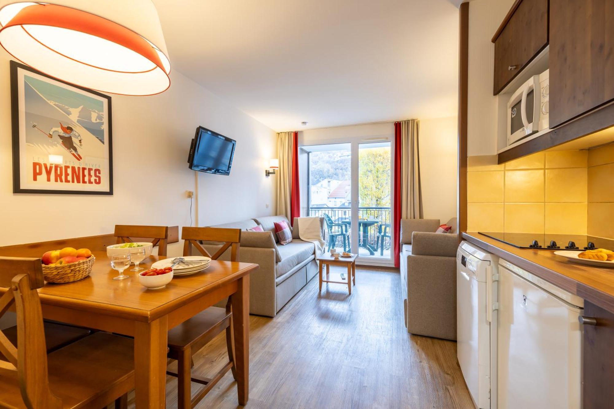 One-Bedroom Apartment