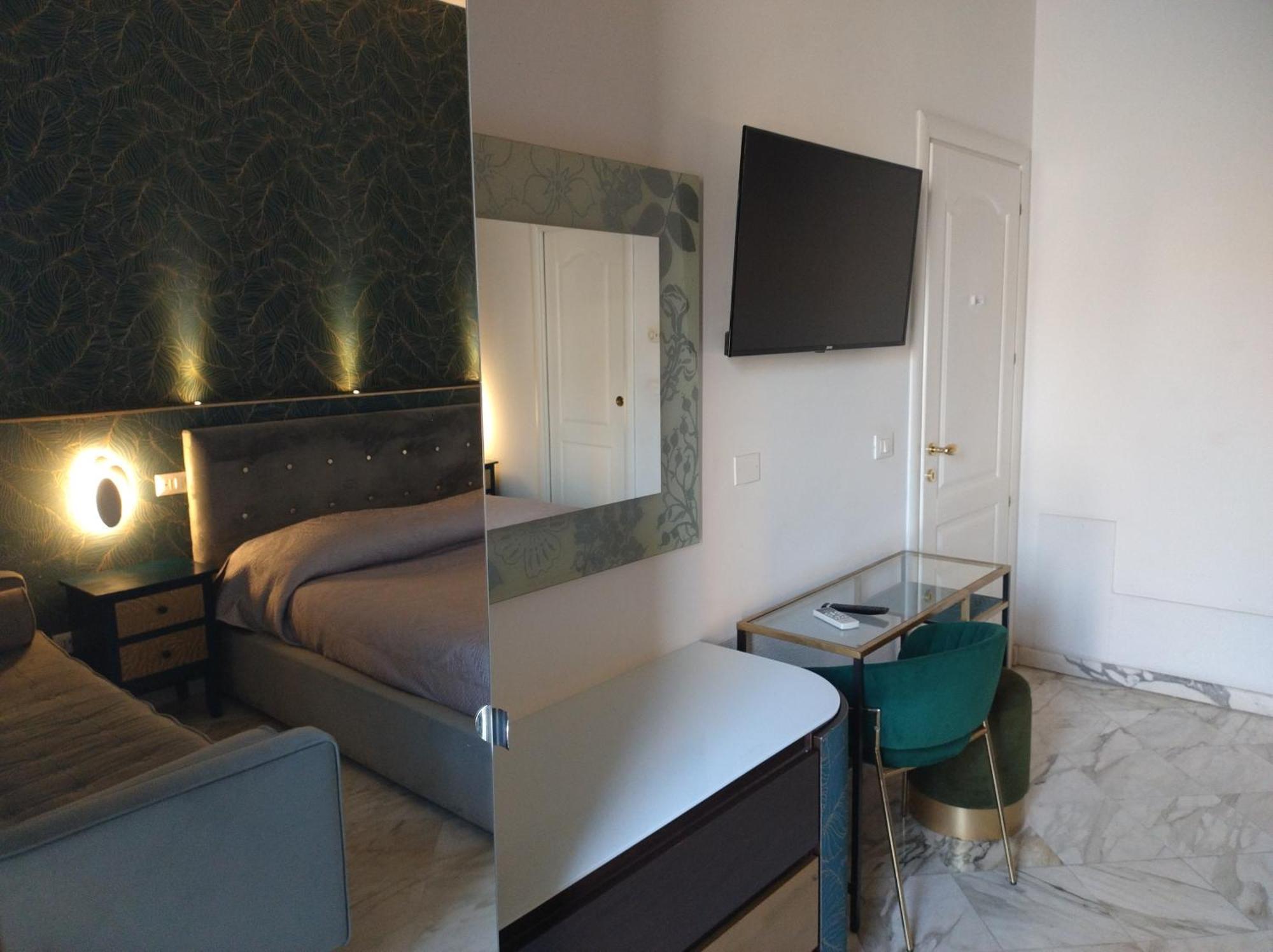 Comfort Triple Room