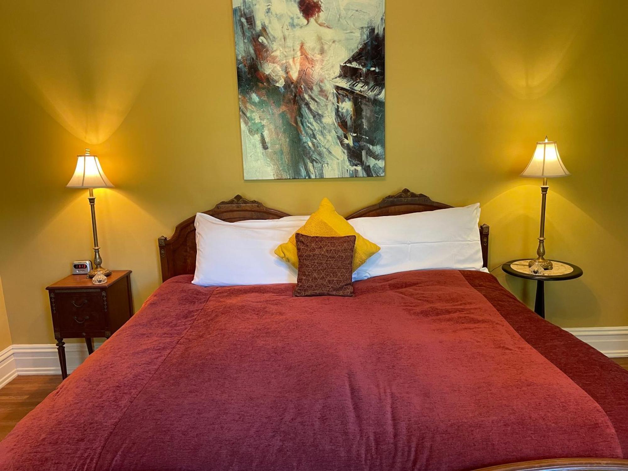 King Room