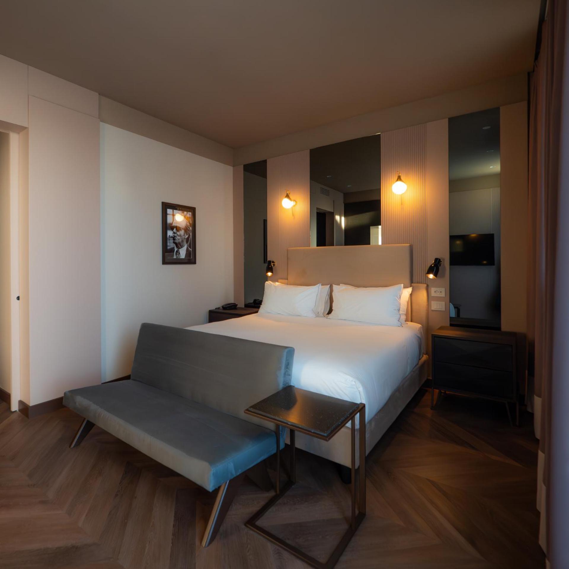 Suite King Bed Non-Smoking