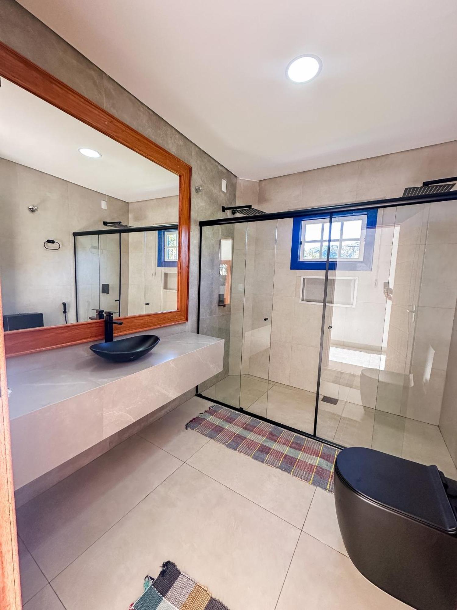 Quadruple Room Bath