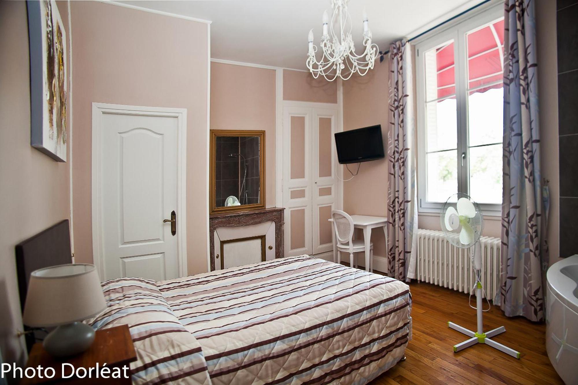 Standard Double Room,1588135922:JPEG
