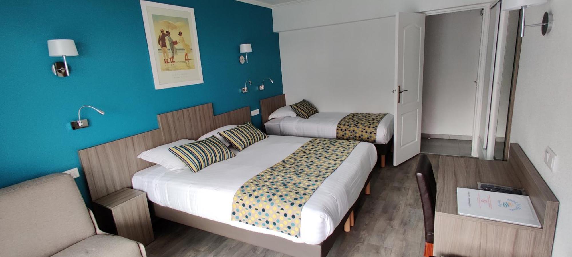 Triple Room Sea View