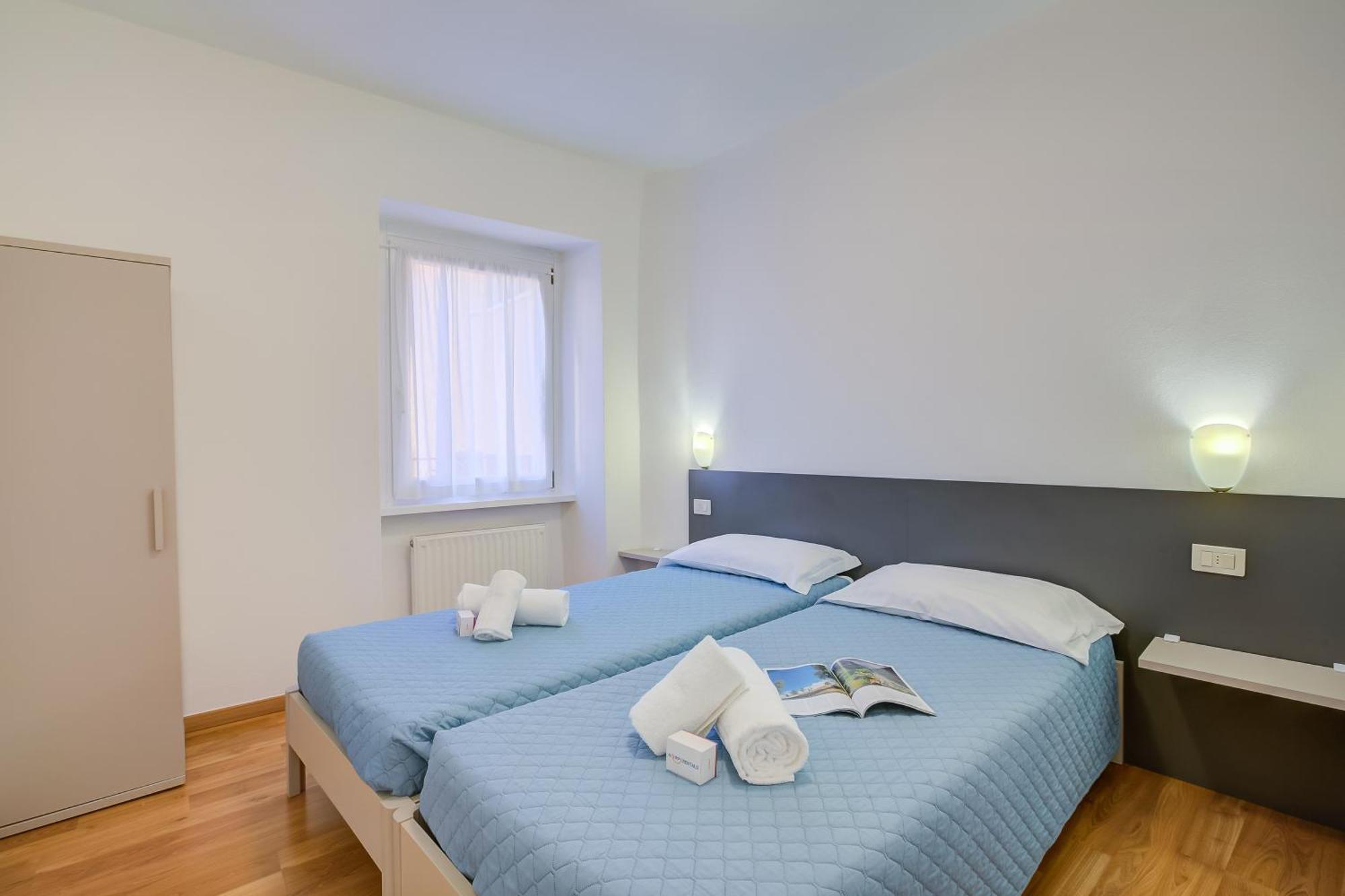 Two Bedroom Apartment Balcony,1538711107:JPEG