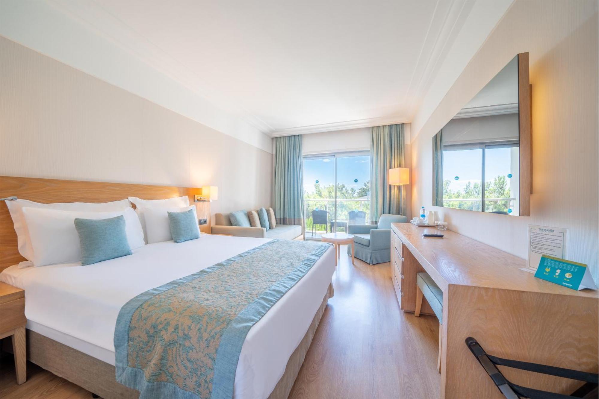 Deluxe Double Room Garden View