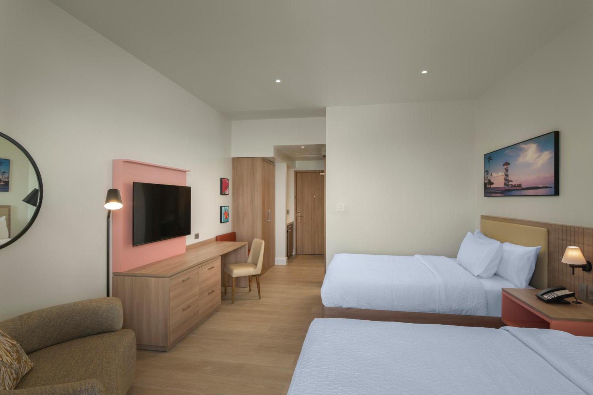 Queen Room with Two Queen Beds - Ocean Front View