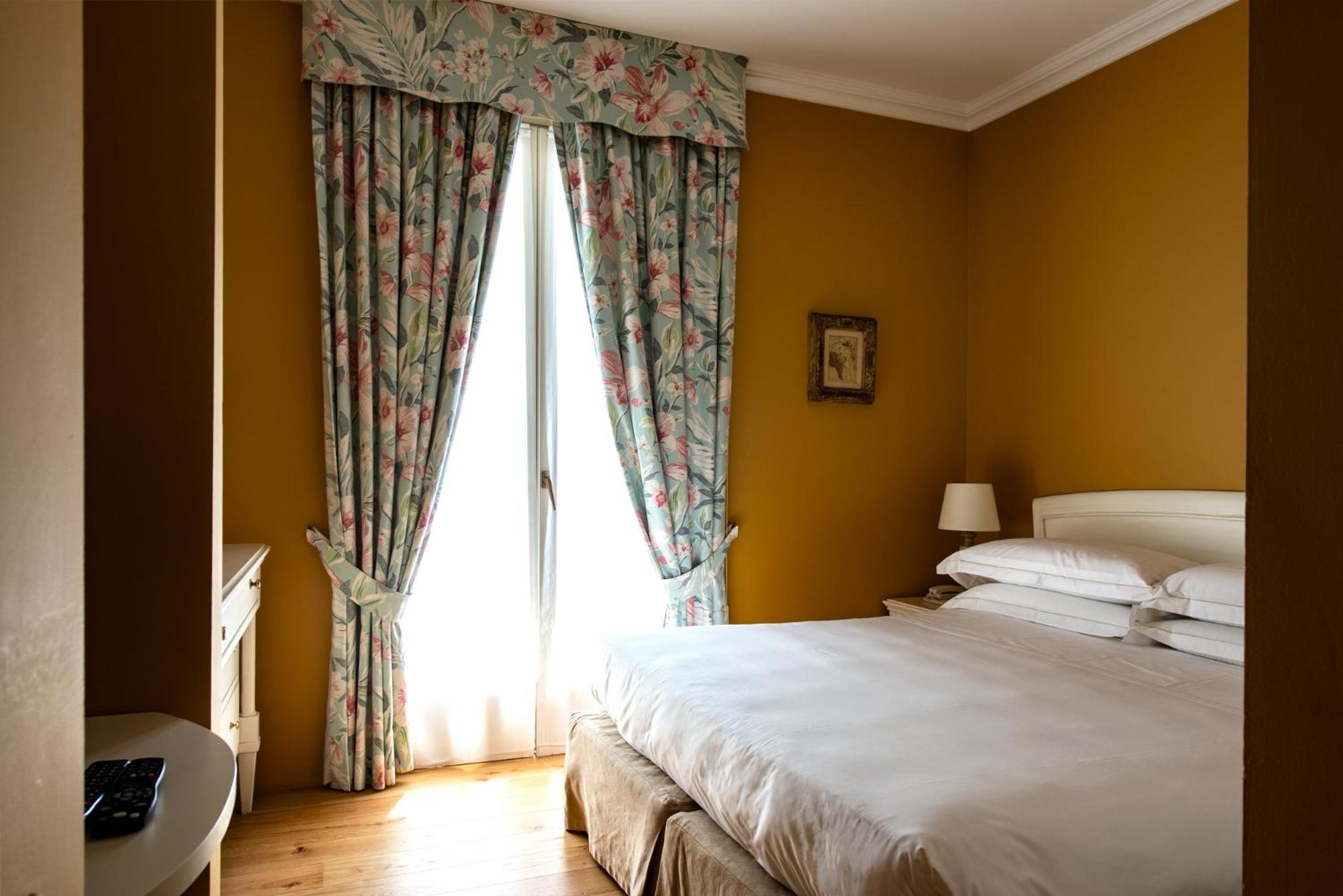 Doppelzimmer mit Balkon