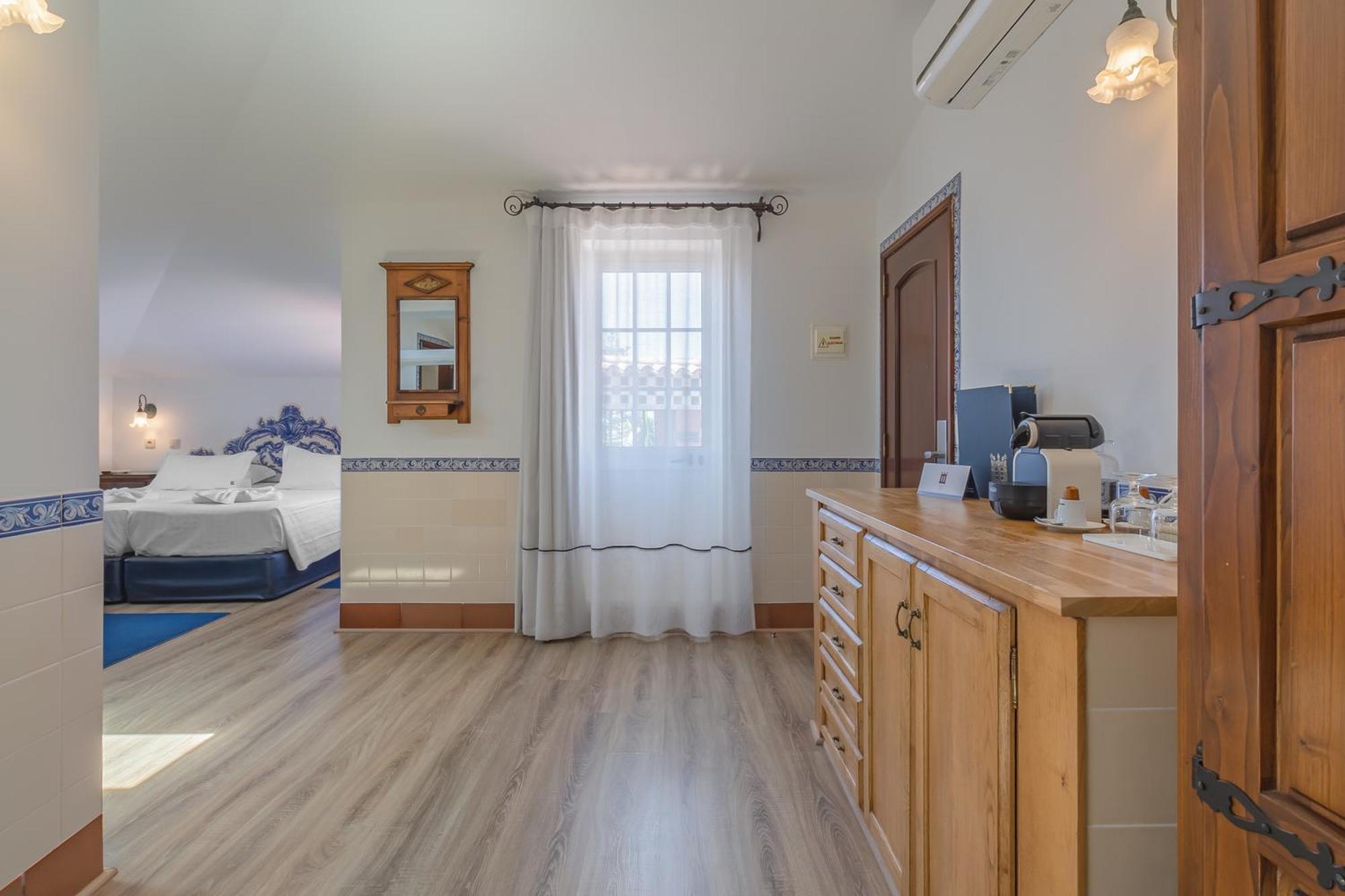 Suite Júnior com Terraço - Sótão - Casa Principal