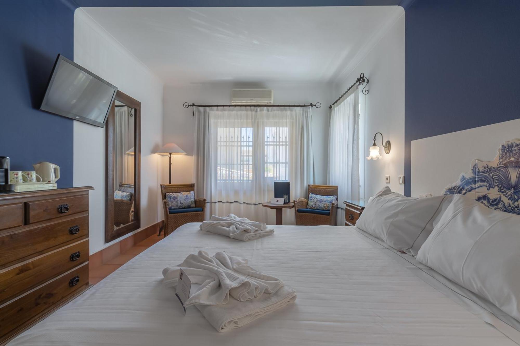 Double Room or Twin City View Main House
