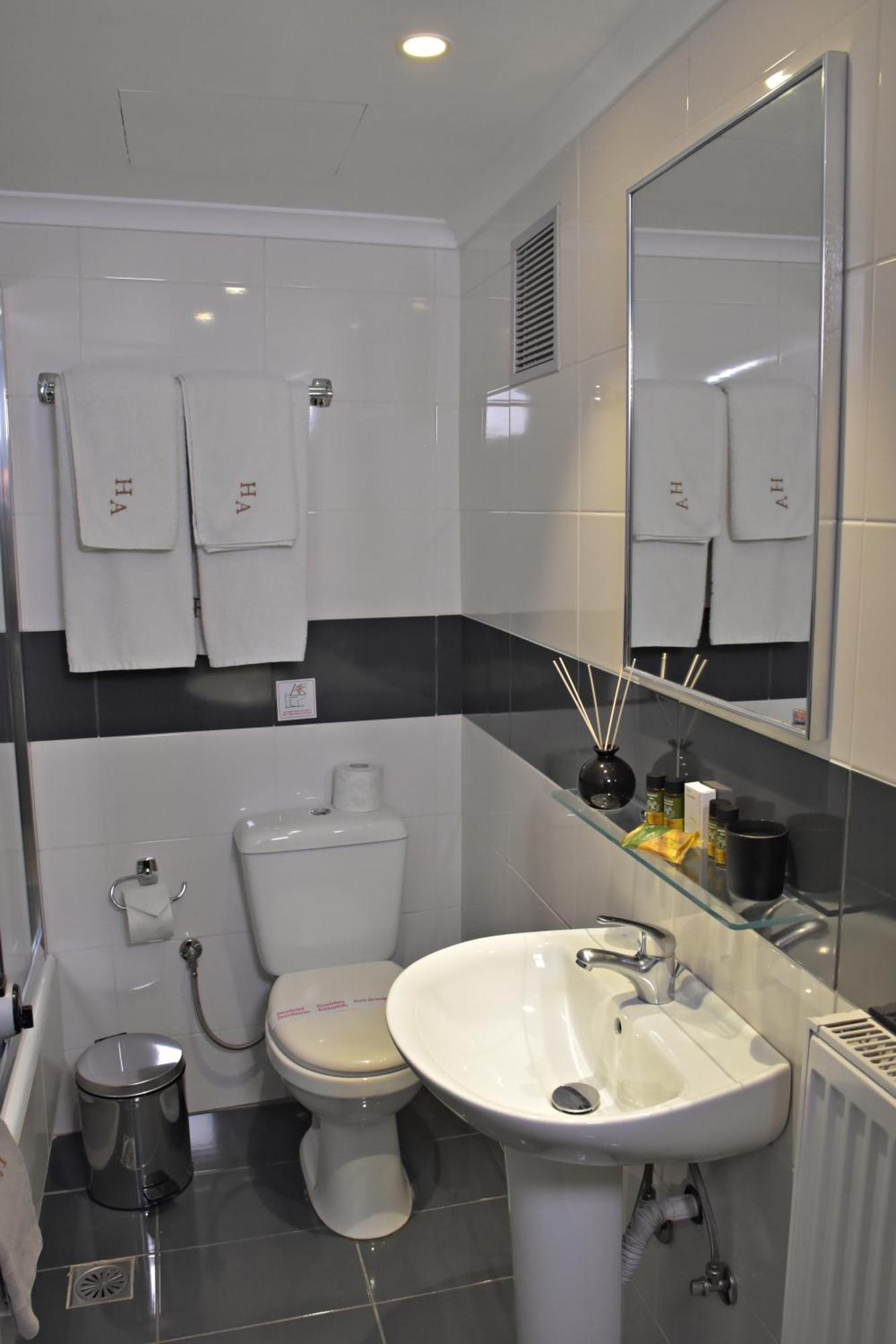 Economy Double or Twin Room
