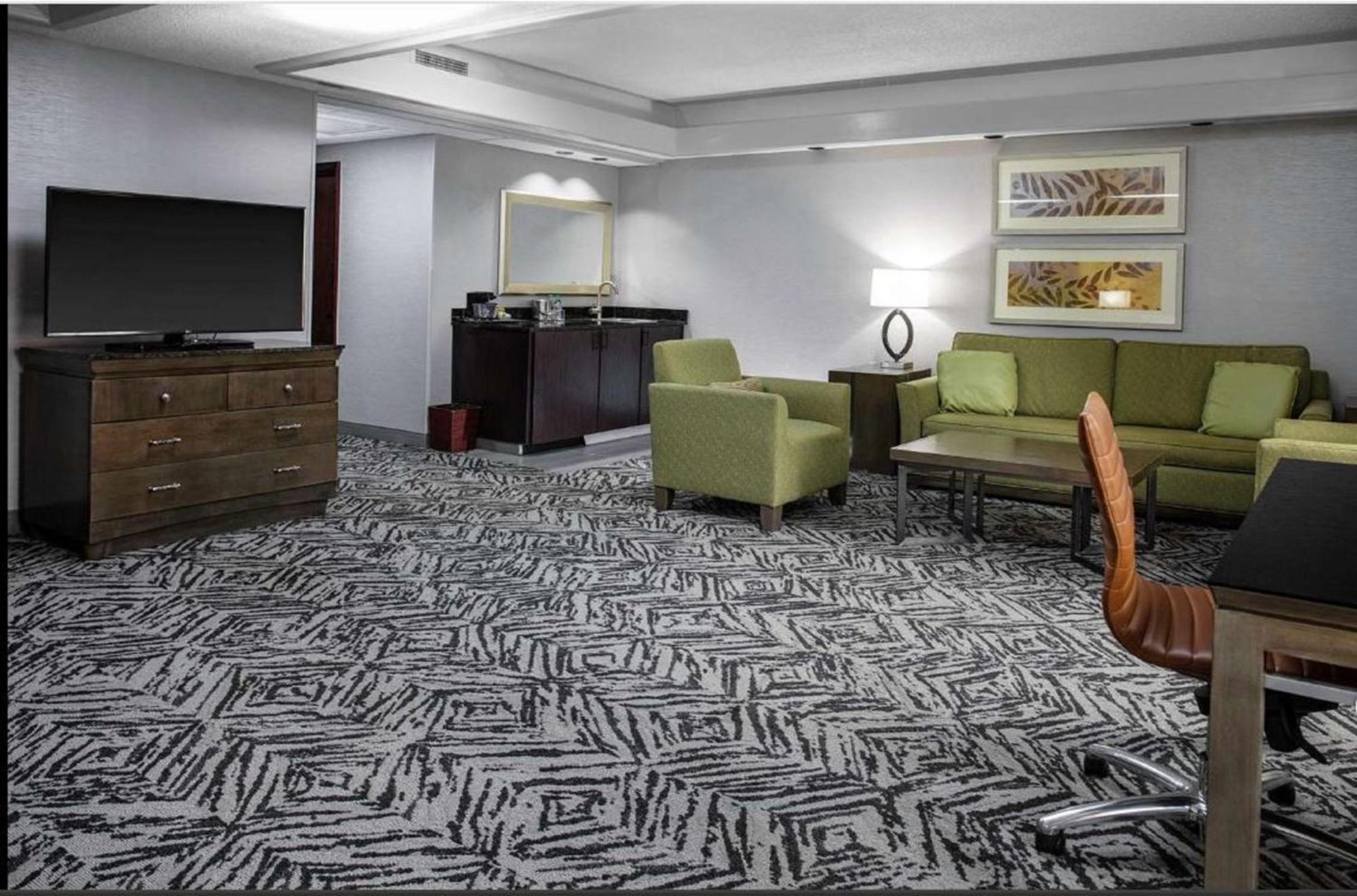 Non-Smoking Larger King Room