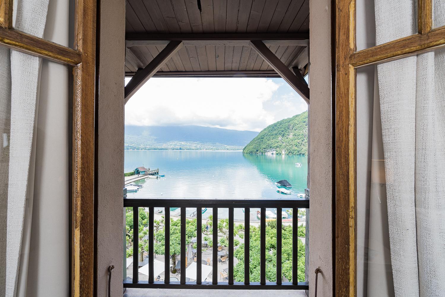 Double or Twin Room Lake View Garden