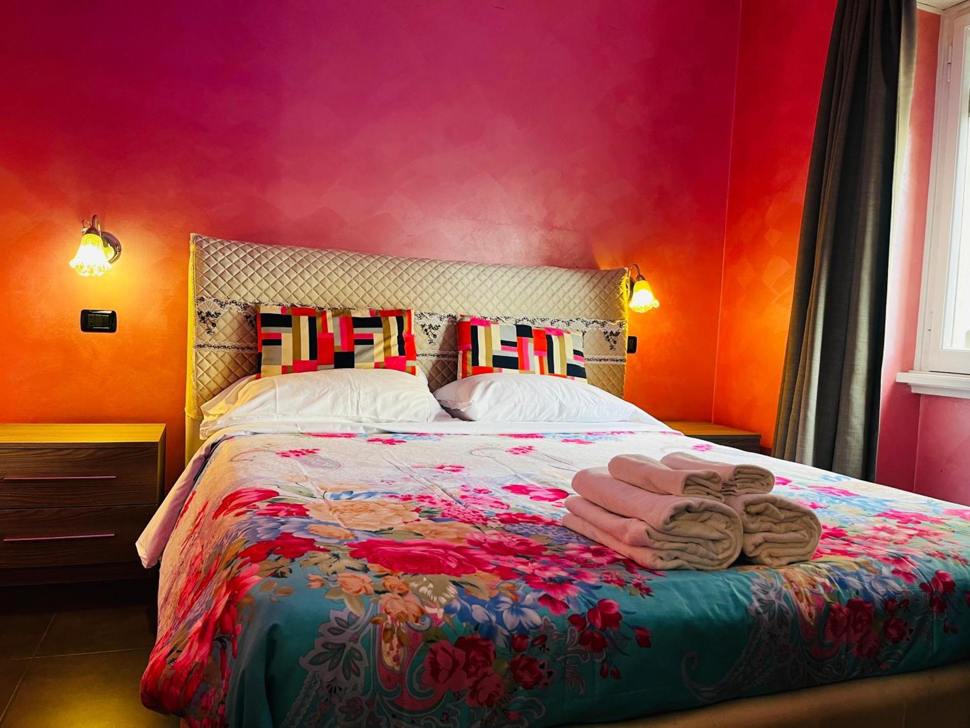 Double Room Private Bathroom