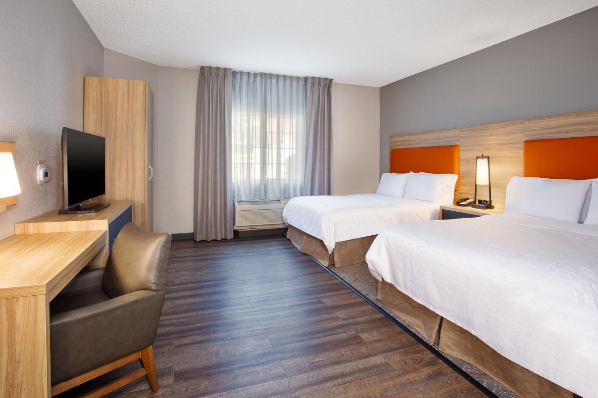 Studio Queen Suite Two Queen Beds Mobility Accessible Transfer Shower