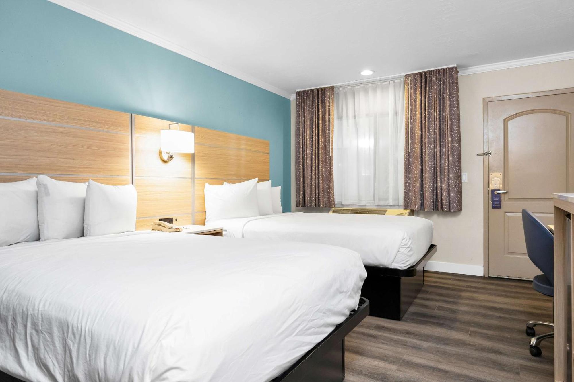 Double Room Two Double Beds