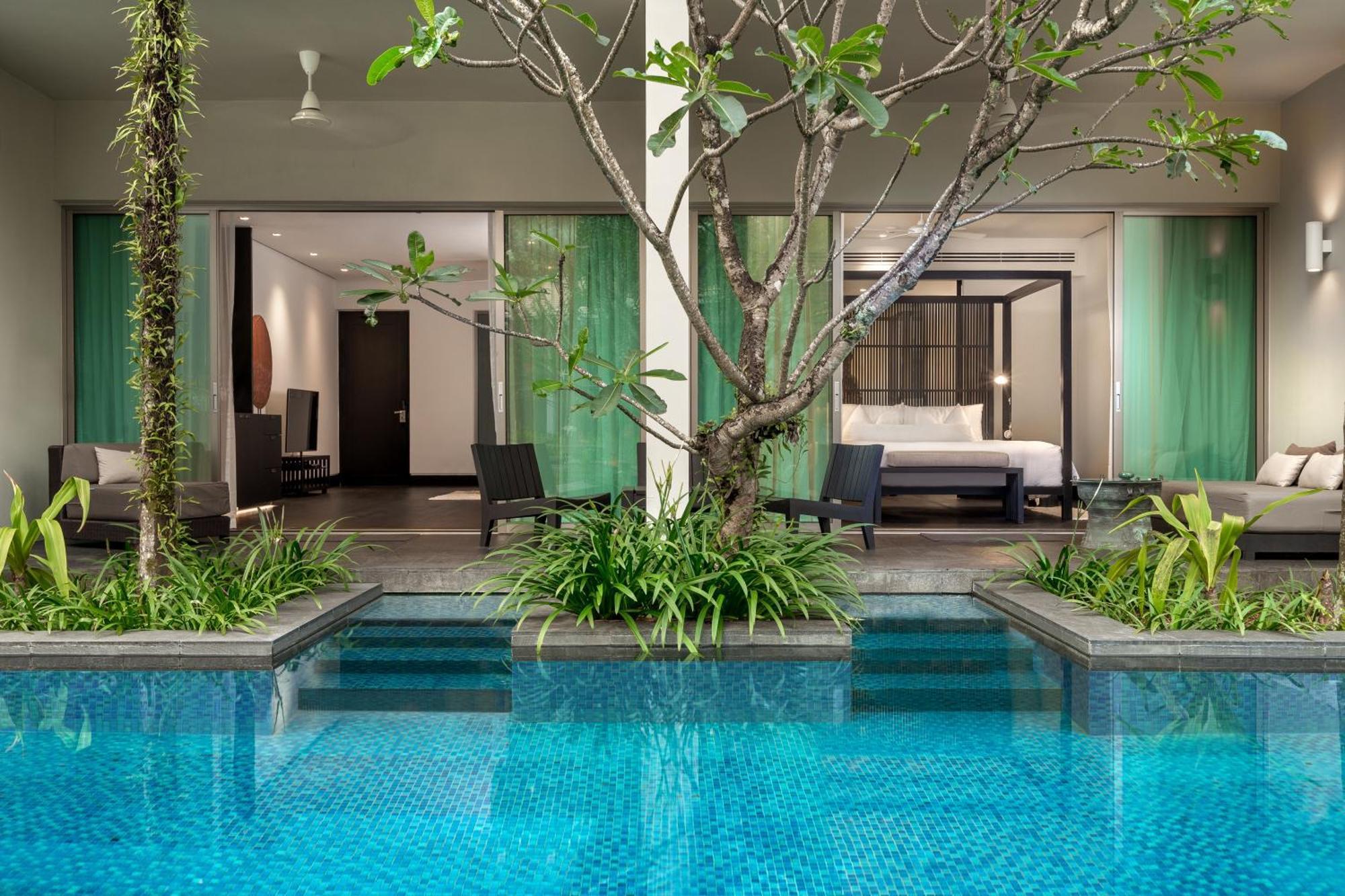 Junior Suite Pool View