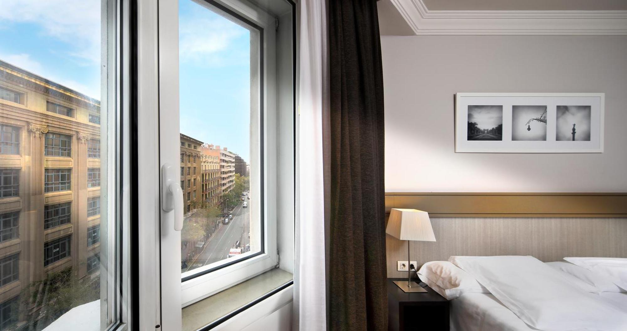 Double or Twin Room City View
