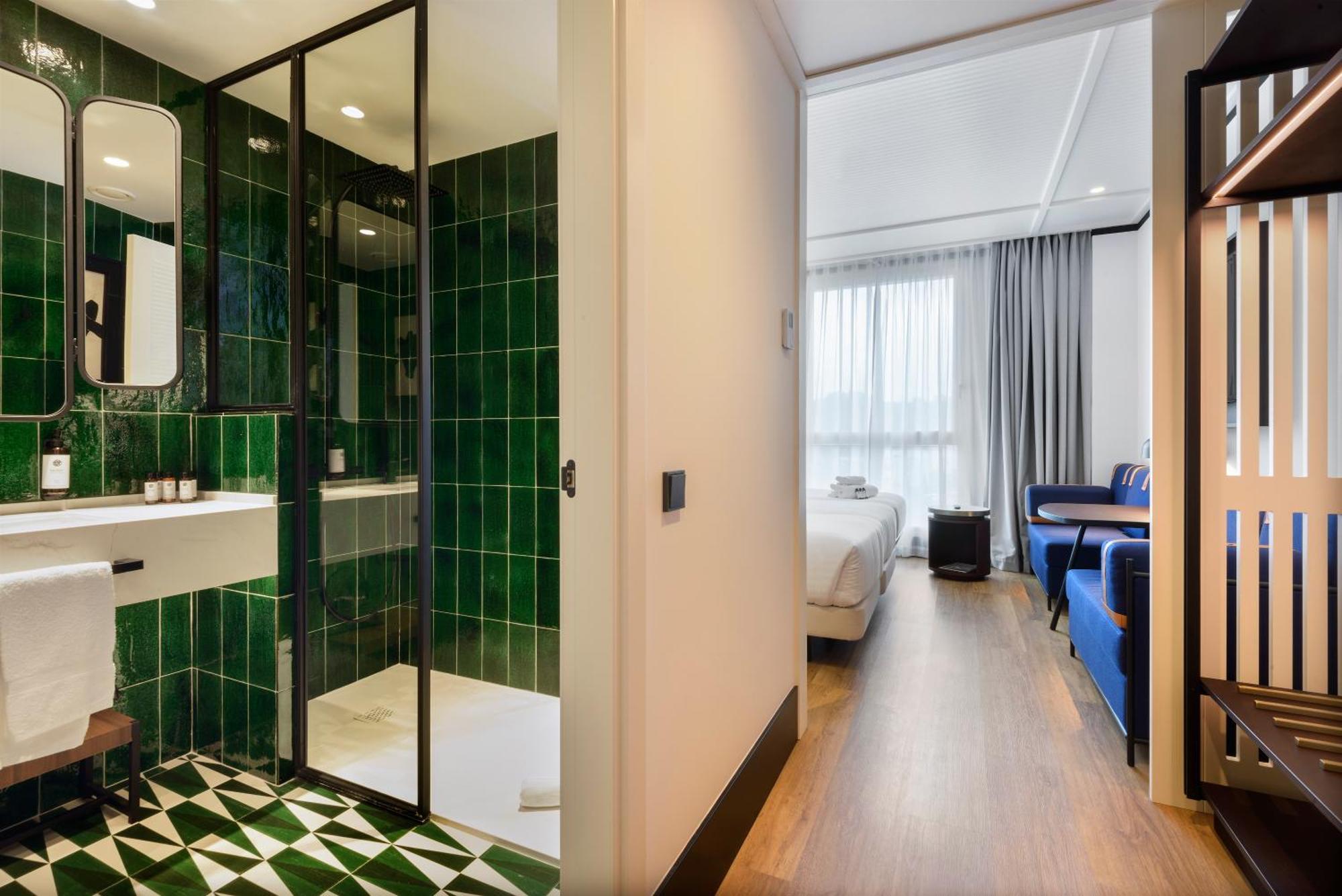 Triple Room,1538477698:JPEG