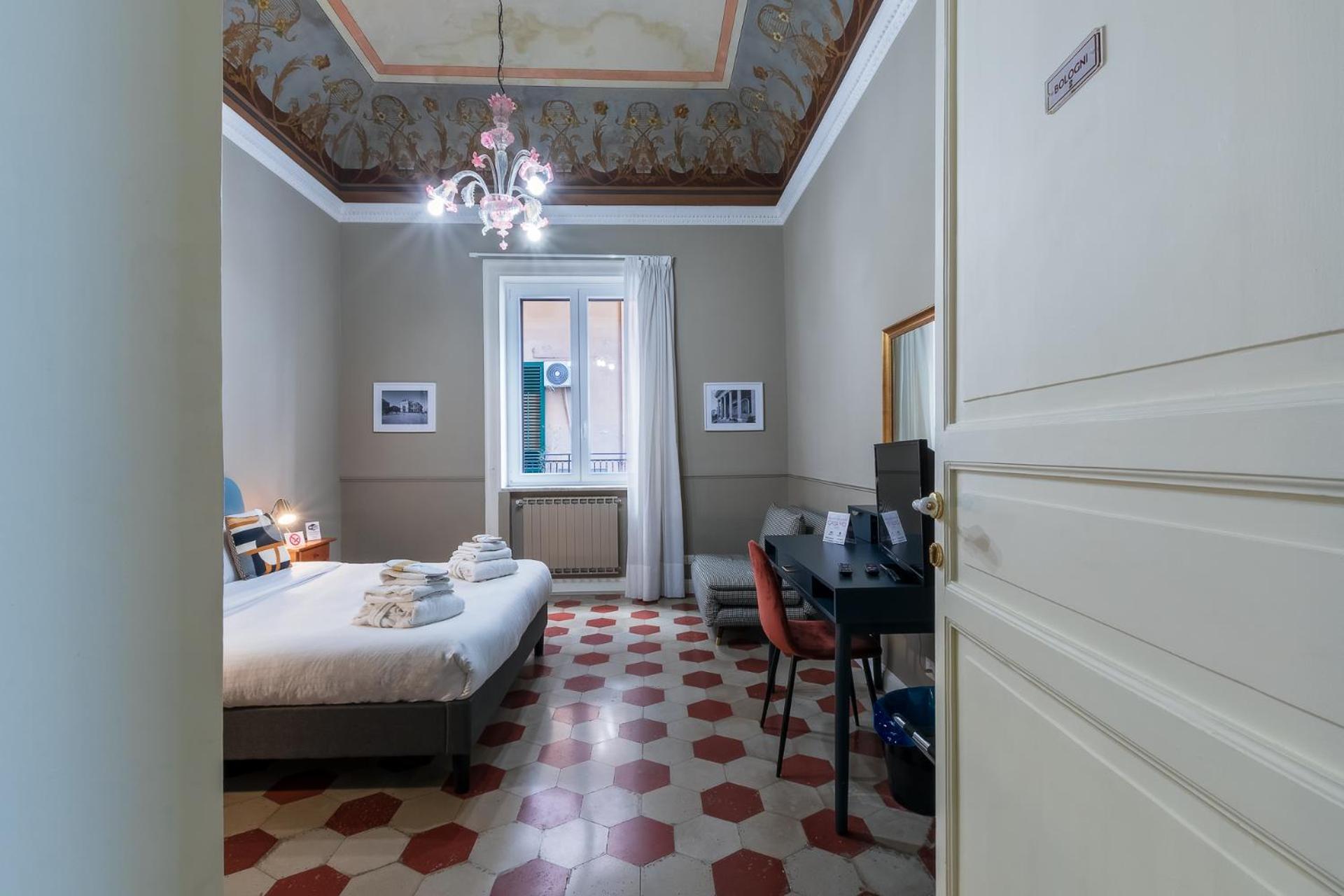 Double Room Private External Bathroom