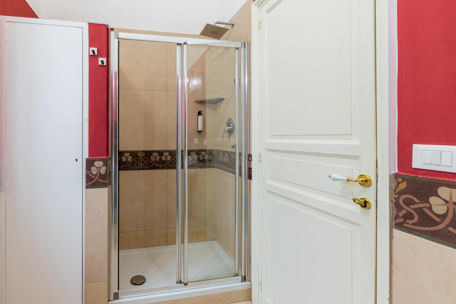 Double Room Private External Bathroom